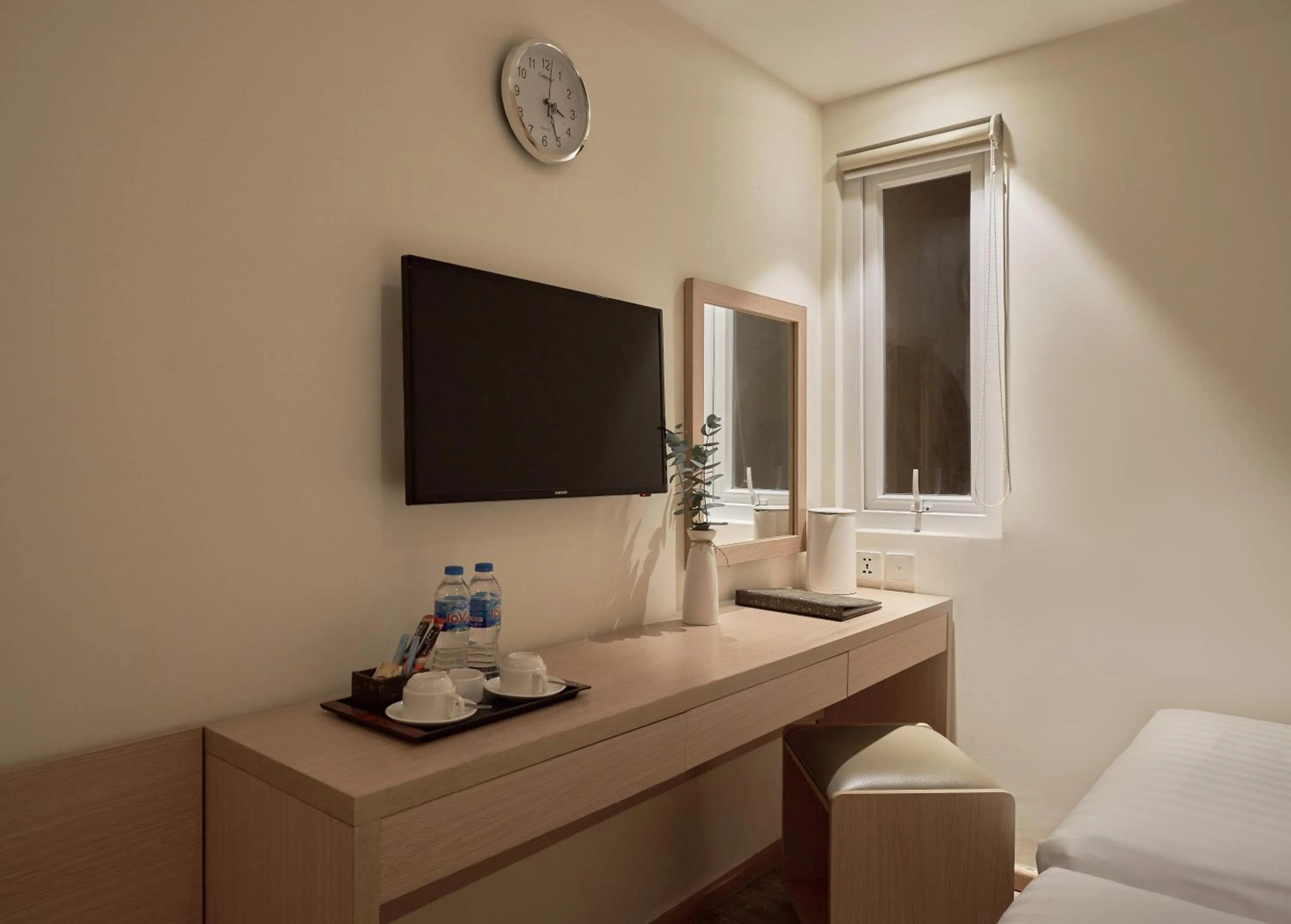 TV and multimedia, Bed in Sky Gem Hotel Sora