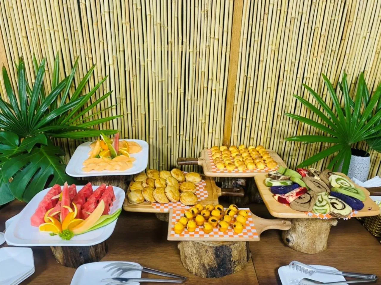 Food and drinks in Sky Gem Hotel Sora