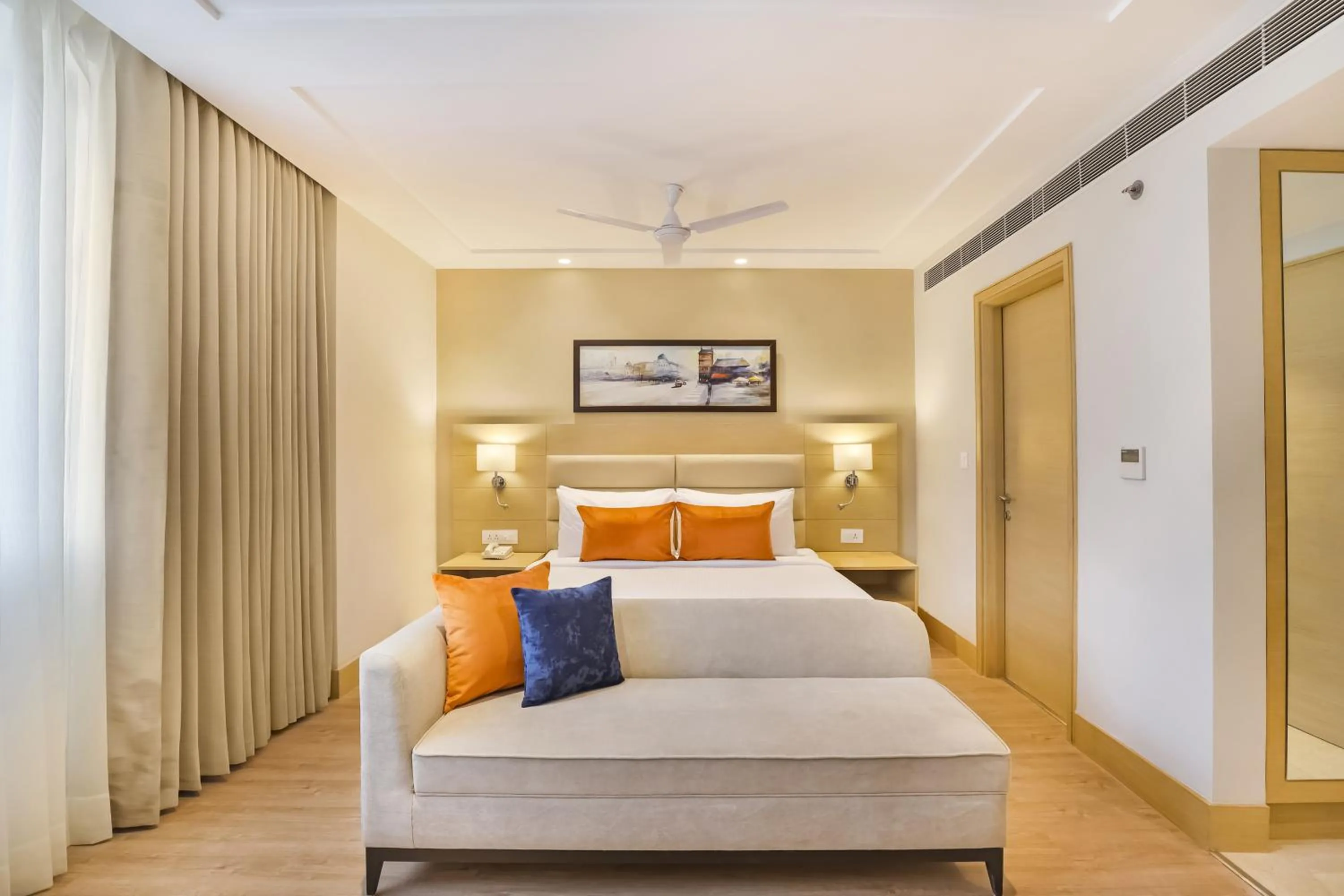 Bed in Lemon Tree Hotel, Aligarh