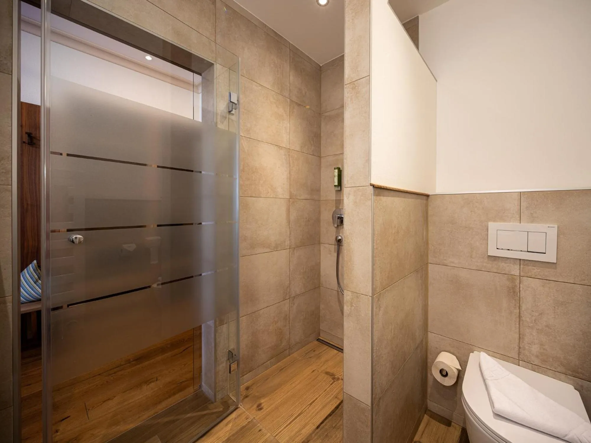 Bathroom in Design Hotel Frauenschuh