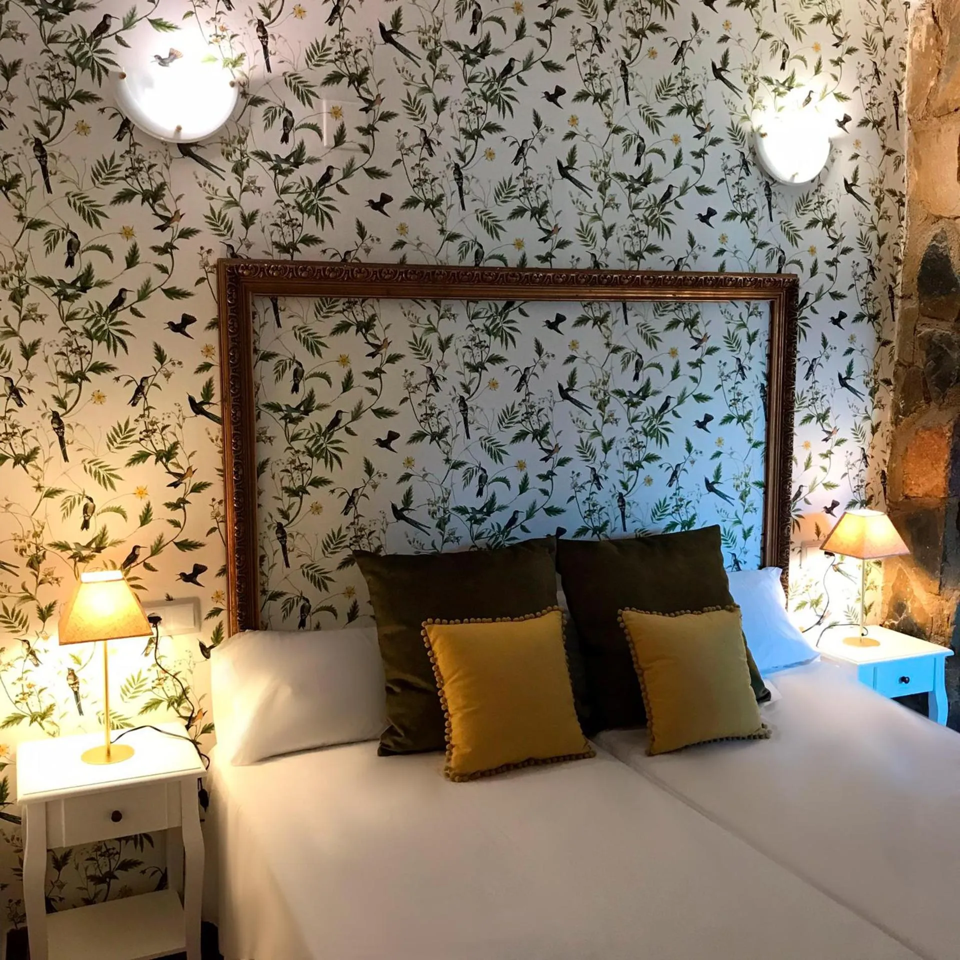 Bed in Hostal León Dormido