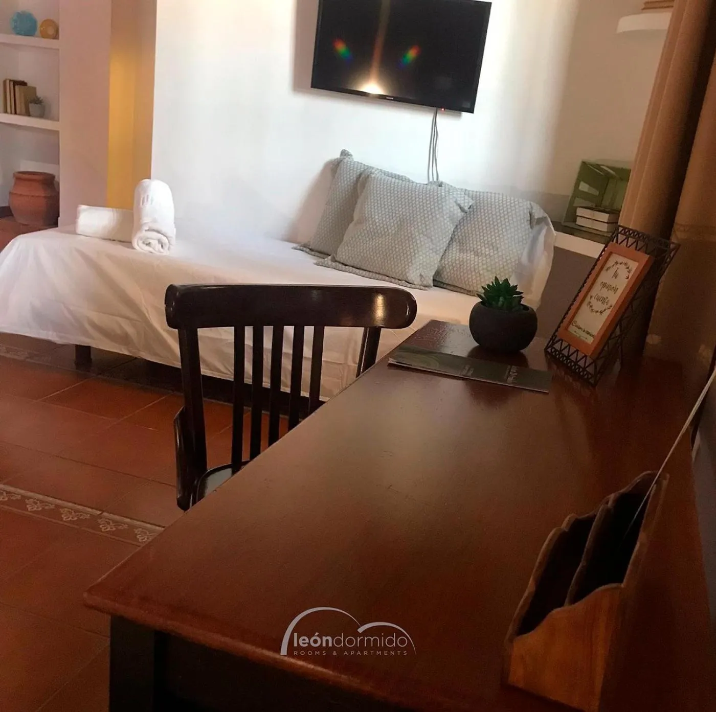 Bed in Hostal León Dormido