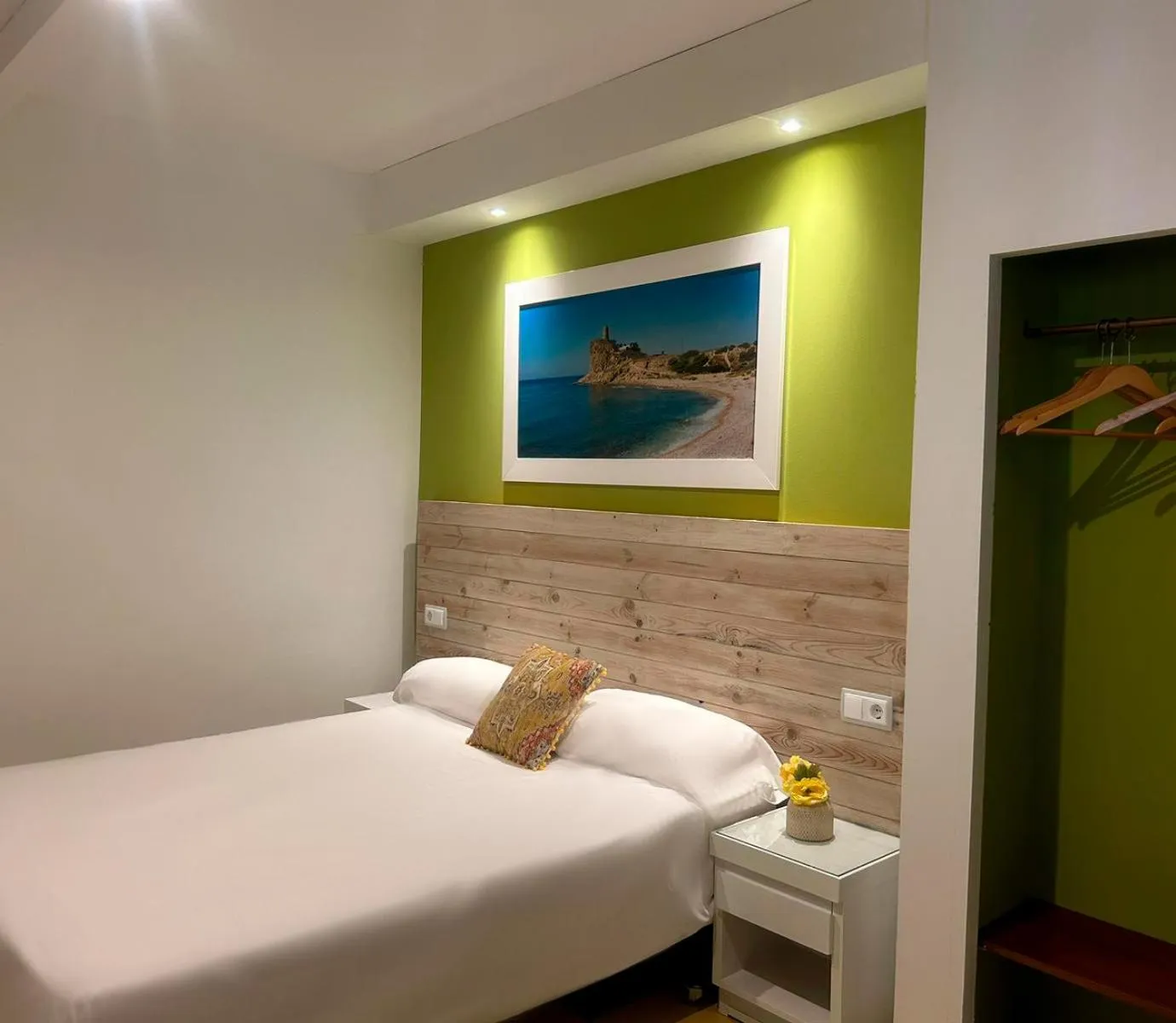 Bed in Hostal León Dormido