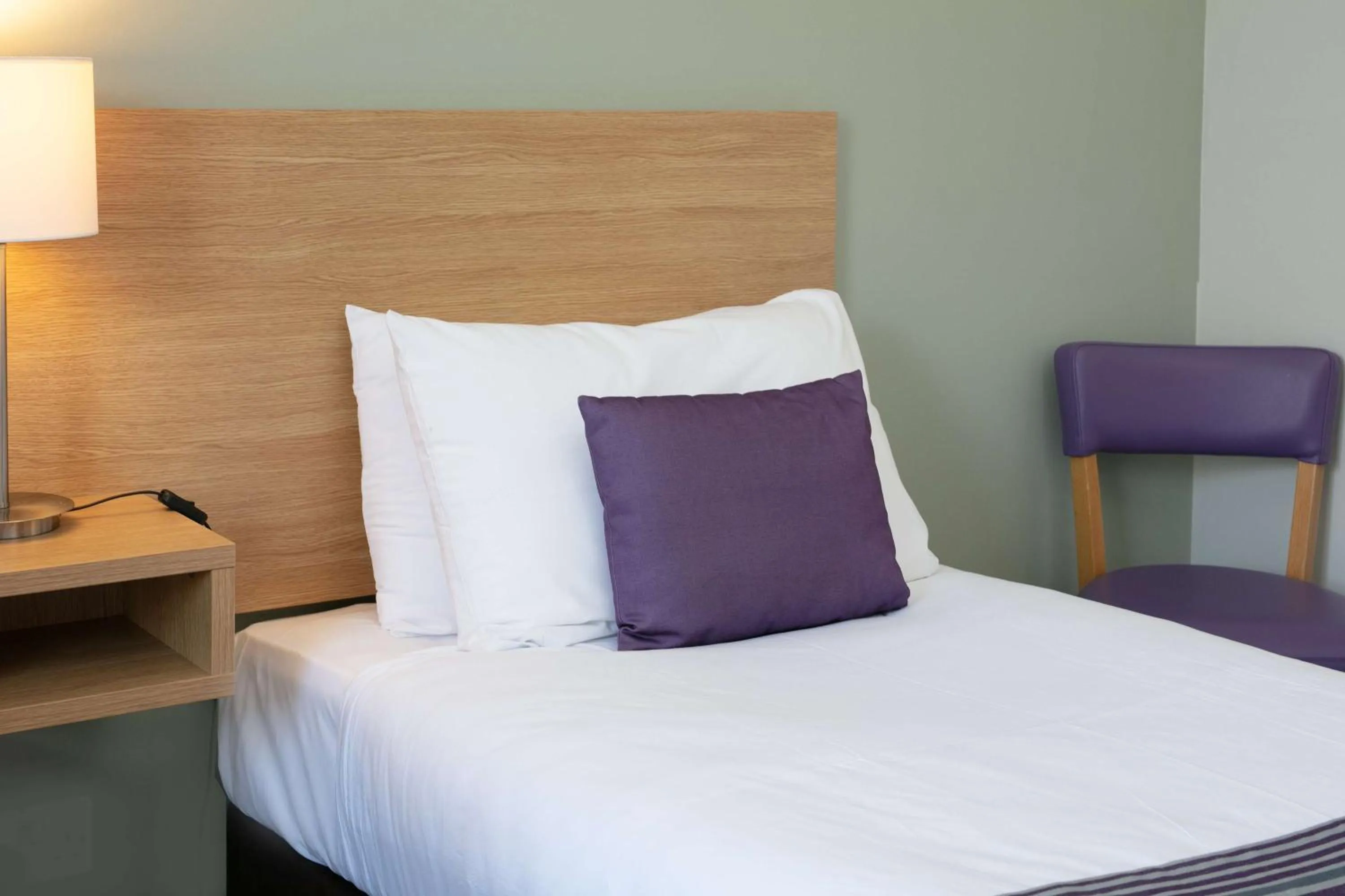 Photo of the whole room, Bed in Exmouth Beach Hotel