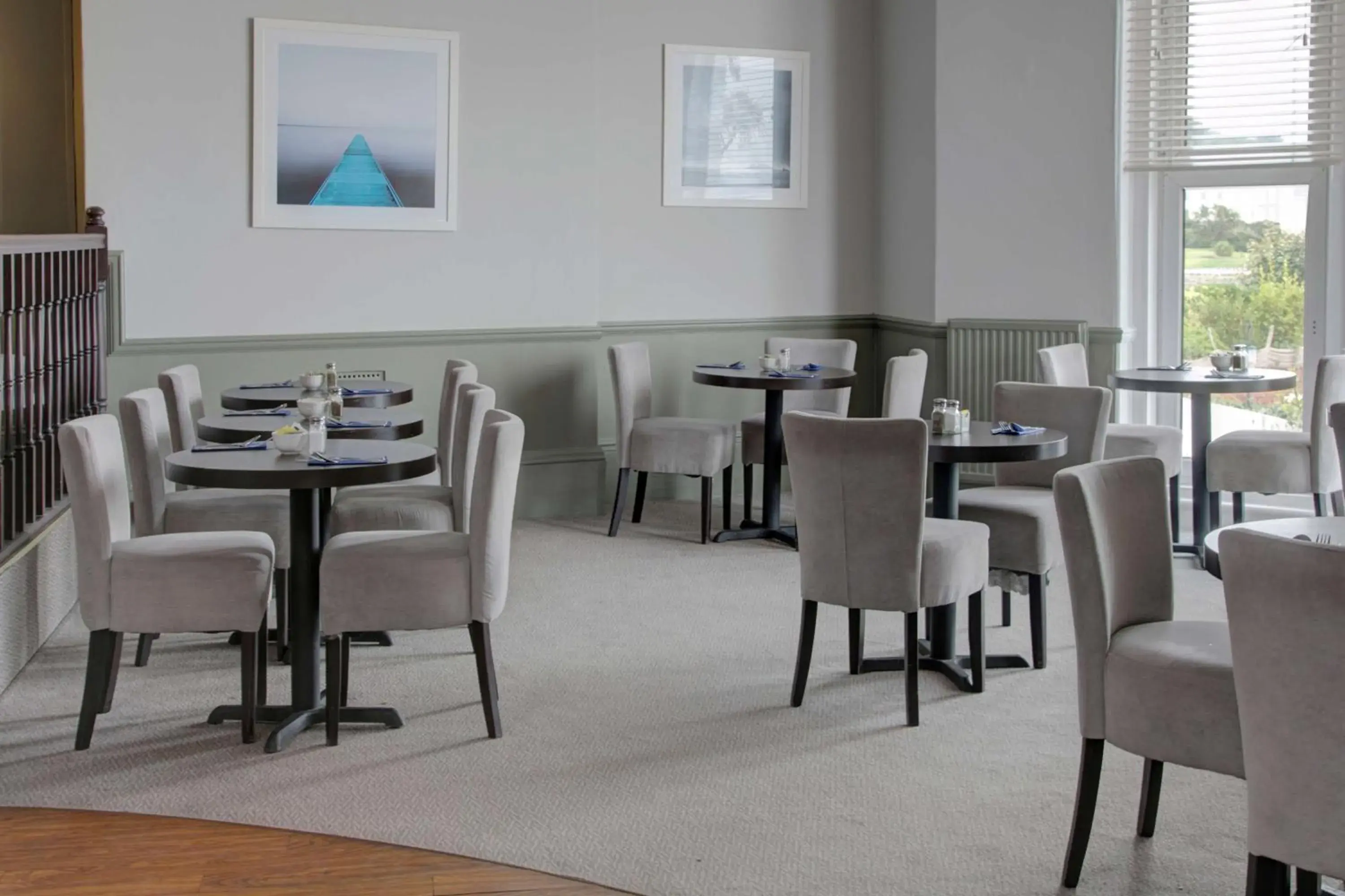 Restaurant/places to eat in Exmouth Beach Hotel Restaurant/places to eat in Exmouth Beach Hotel