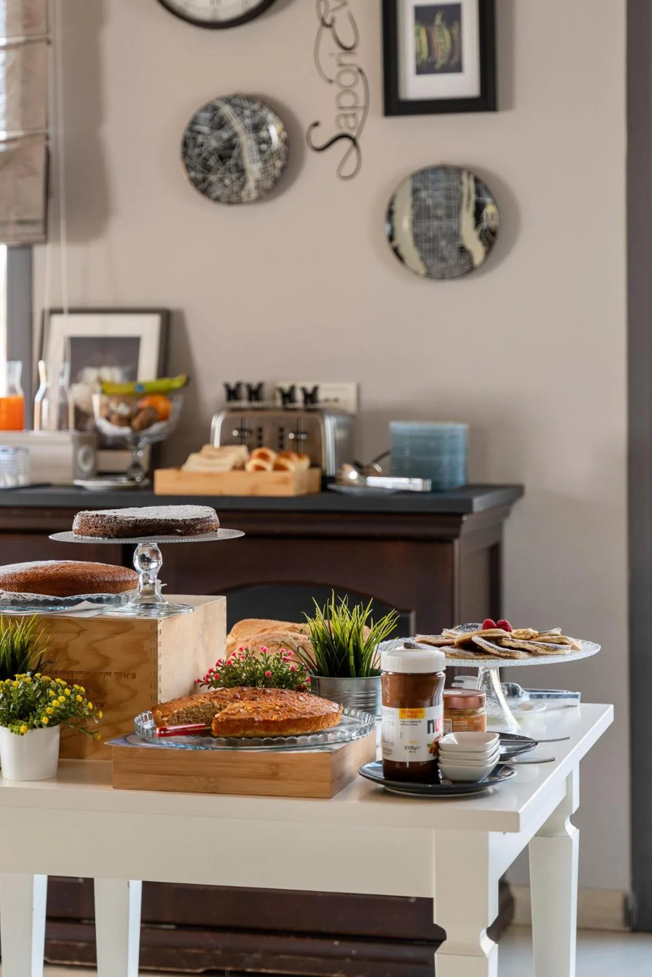 Food and drinks in Castello D'Argile Hotel