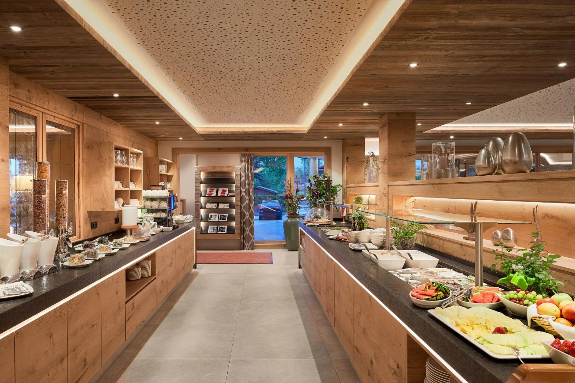 Restaurant/places to eat in Laschenskyhof Hotel & Spa