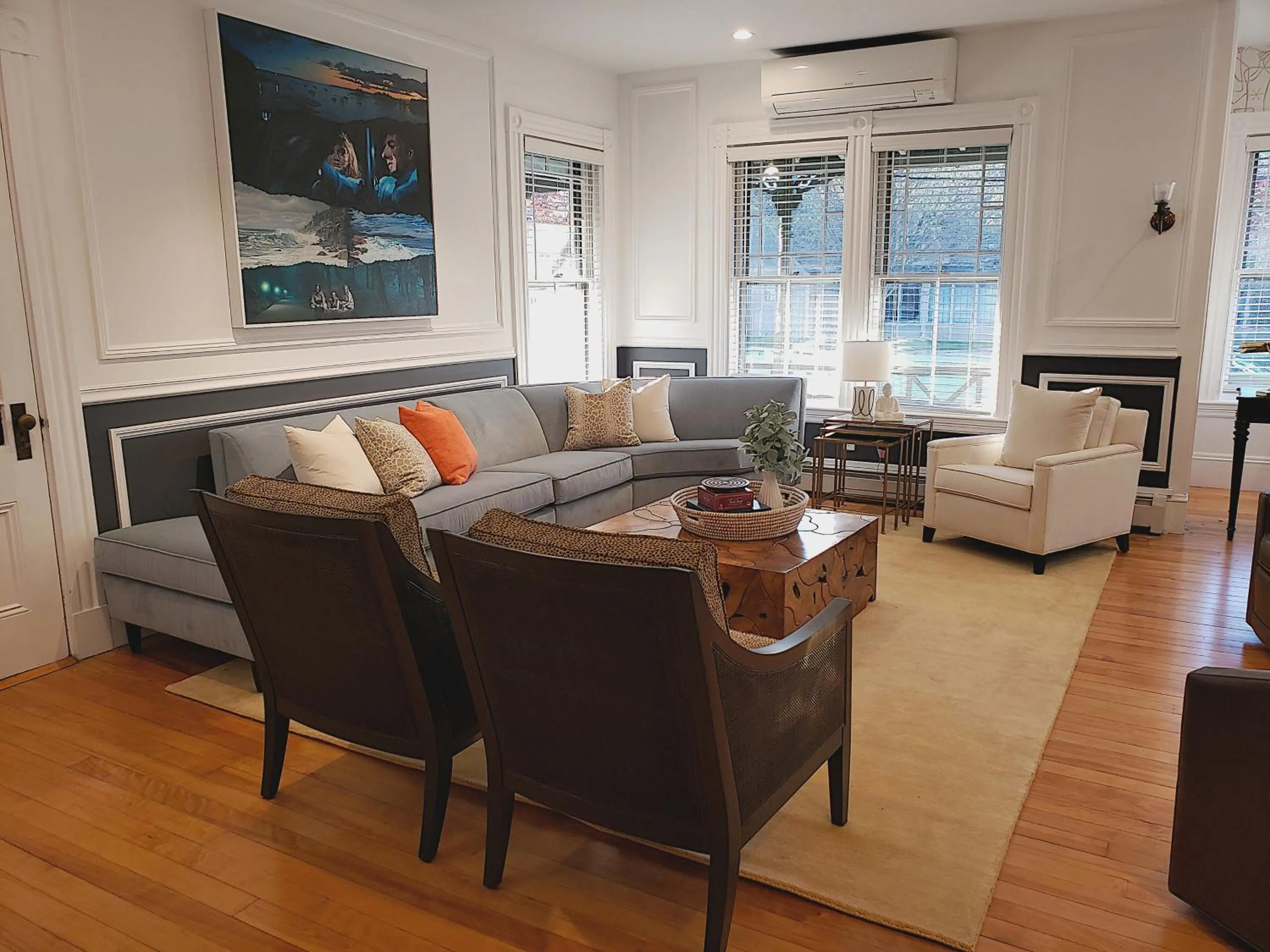 Living room in Sand Bar Cottage Inn
