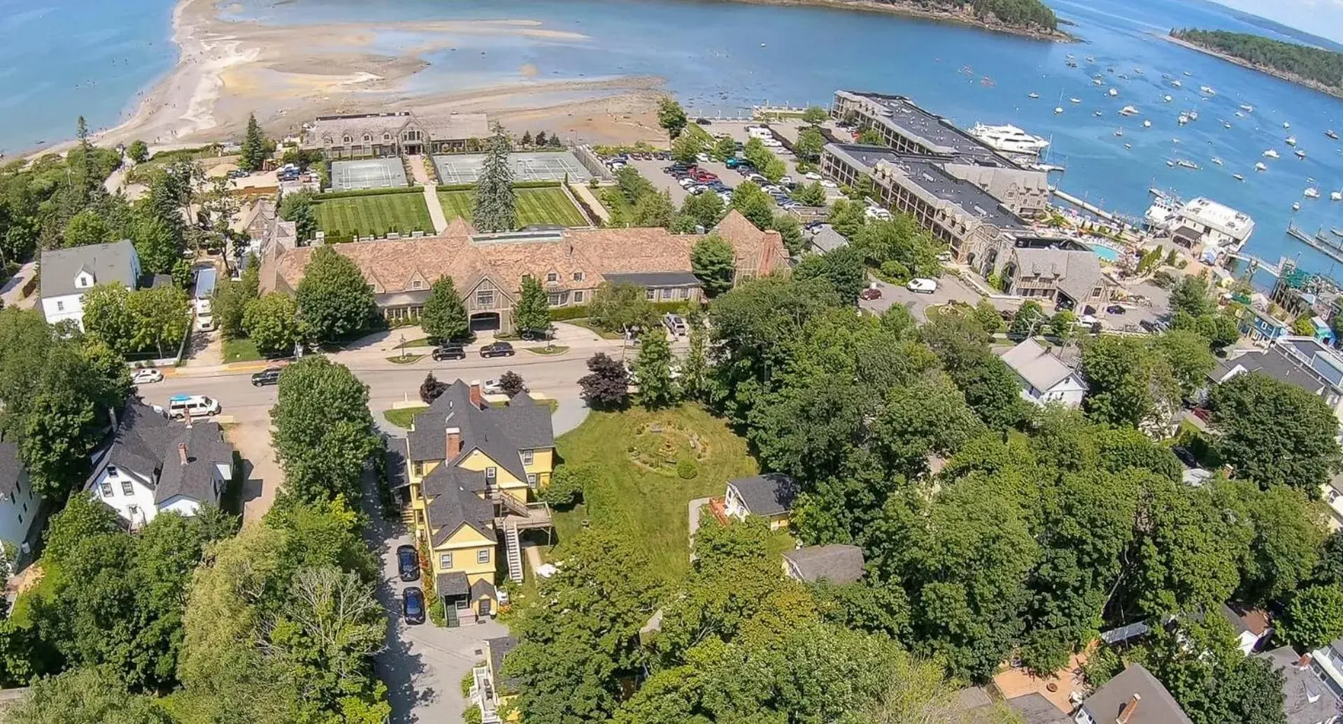 Bird's eye view in Sand Bar Cottage Inn Bird's eye view in Sand Bar Cottage Inn