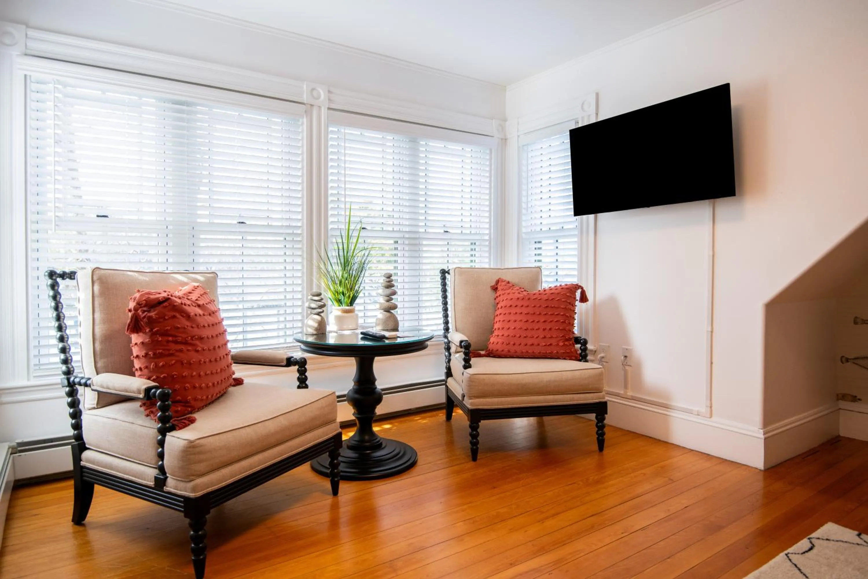 TV and multimedia in Sand Bar Cottage Inn