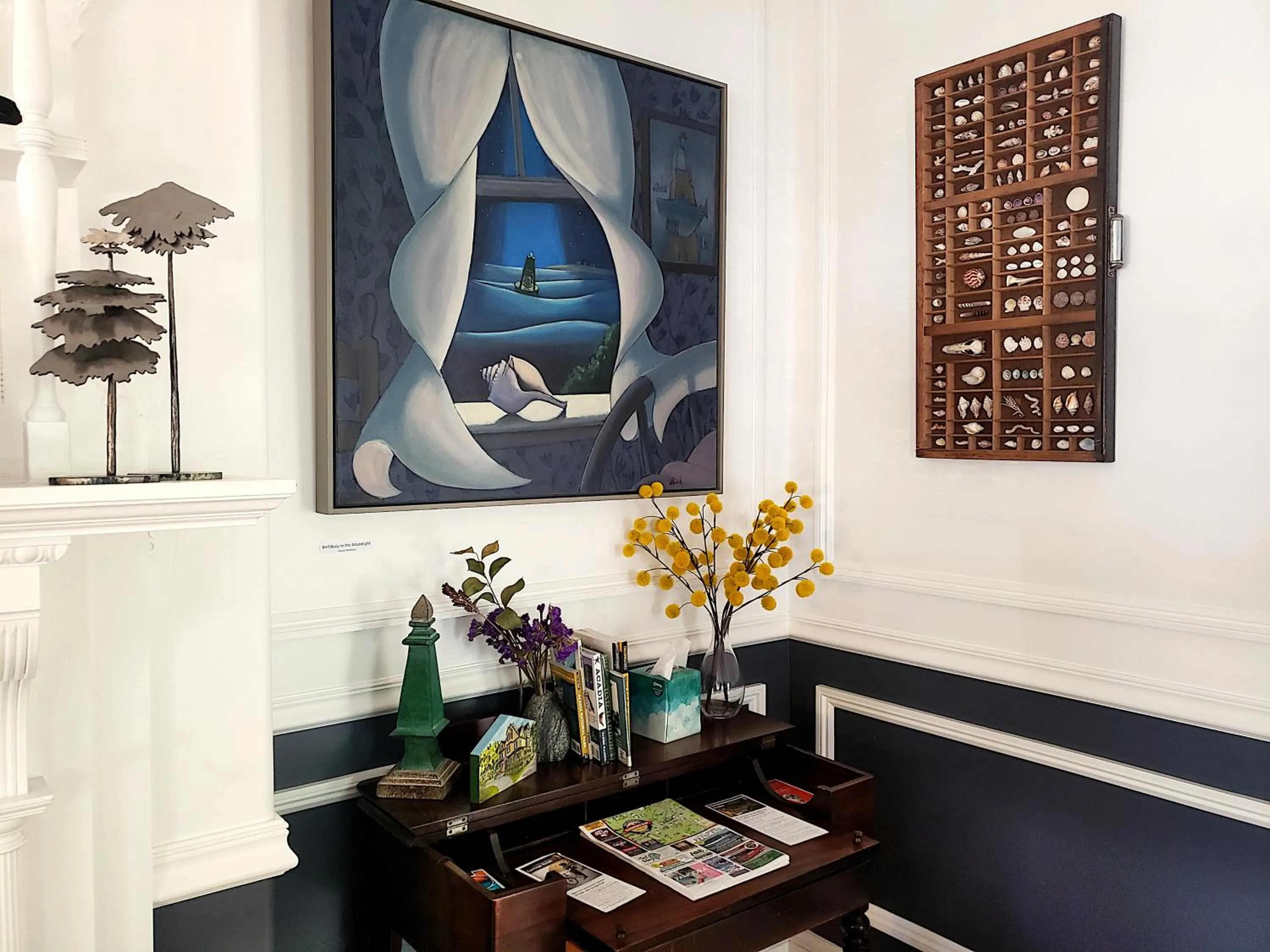 Living room in Sand Bar Cottage Inn
