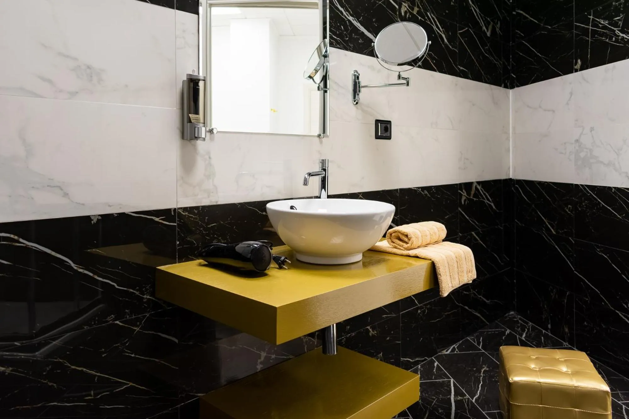 Bathroom in Royal Central Room