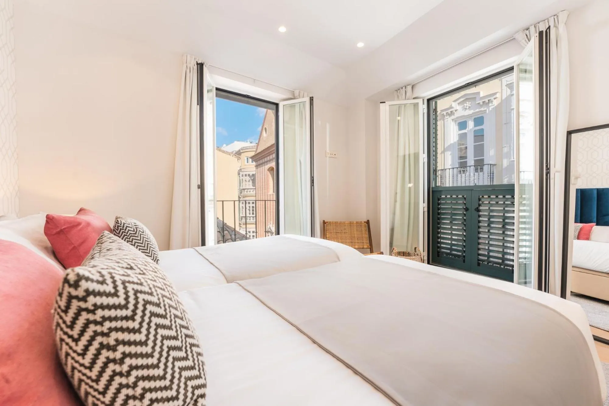 Bed in Debambú Suites