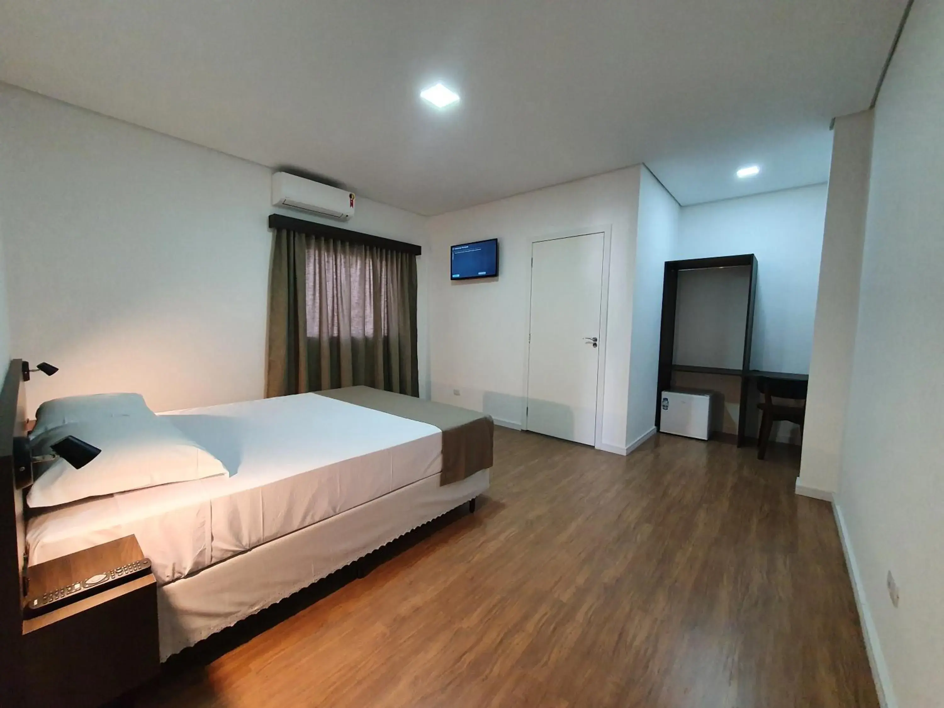 Superior Suite - single occupancy in Hotel Carmelo Superior Suite - single occupancy in Hotel Carmelo