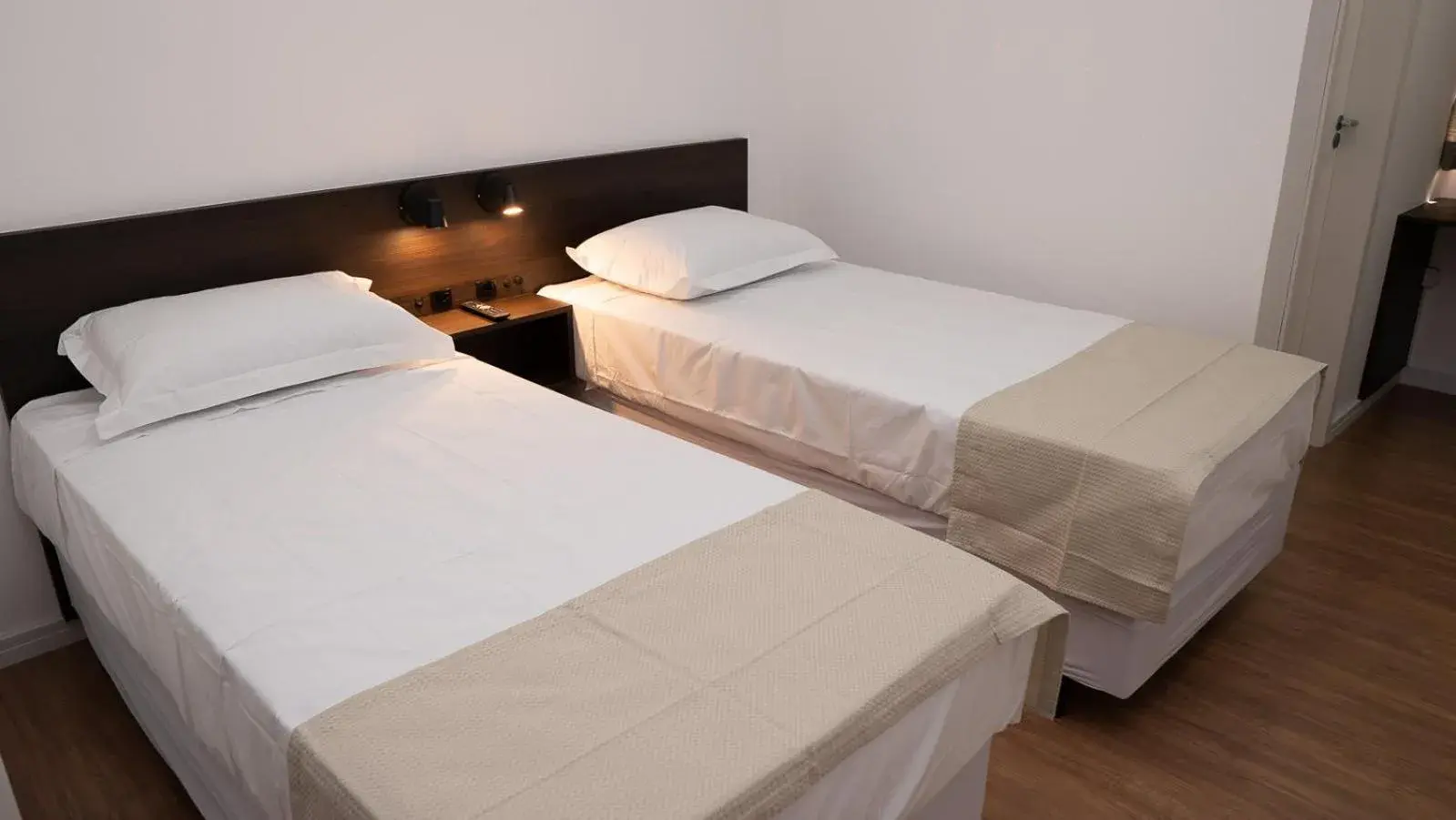 Standard Twin Room - single occupancy in Hotel Carmelo Standard Twin Room - single occupancy in Hotel Carmelo