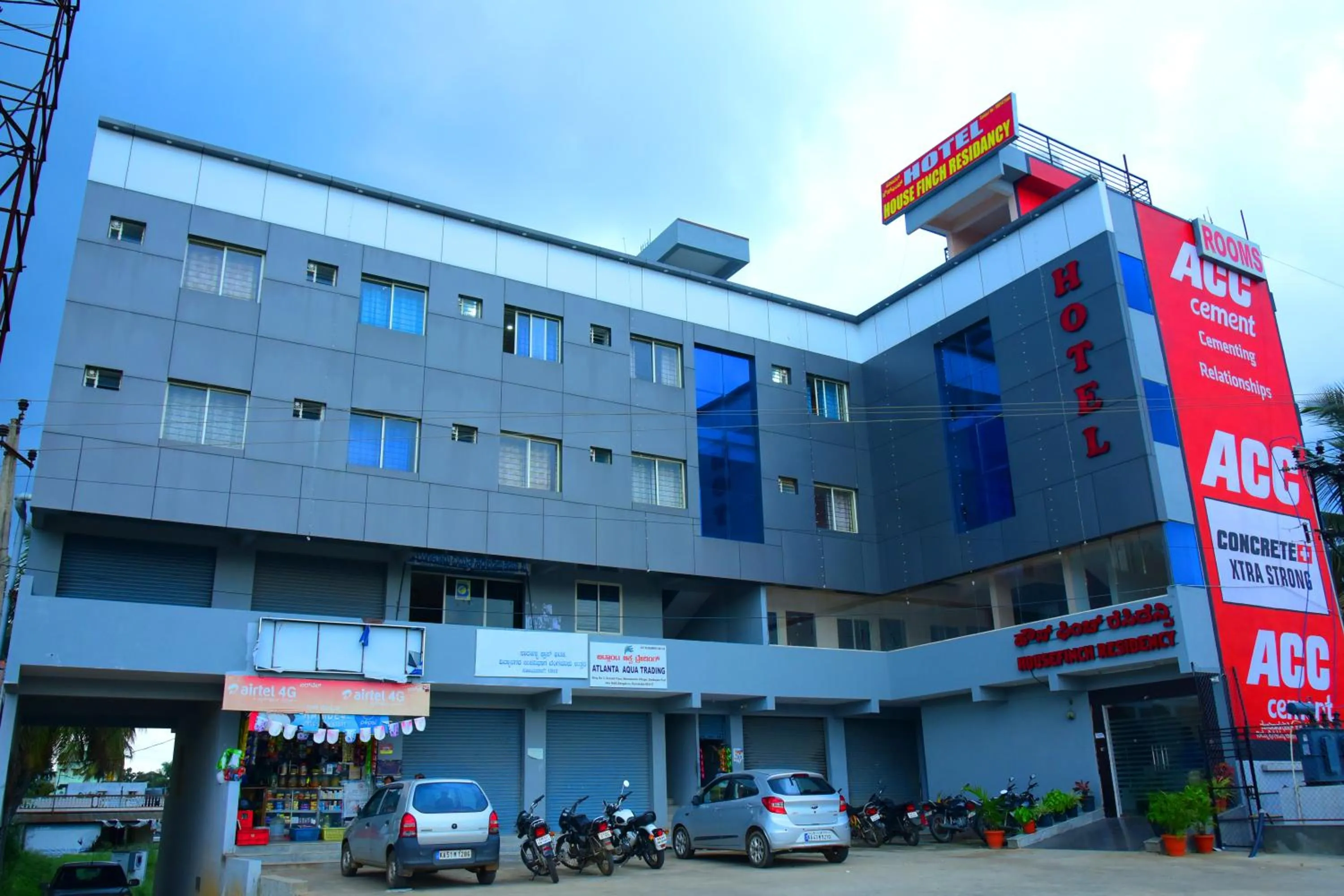 Property building in Hotel Housefinch Residency