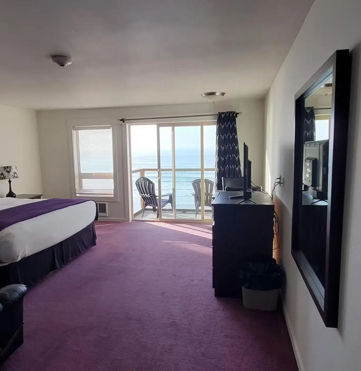 King Studio Oceanfront with Balcony in Seahorse Oceanfront Lodge King Studio Oceanfront with Balcony in Seahorse Oceanfront Lodge