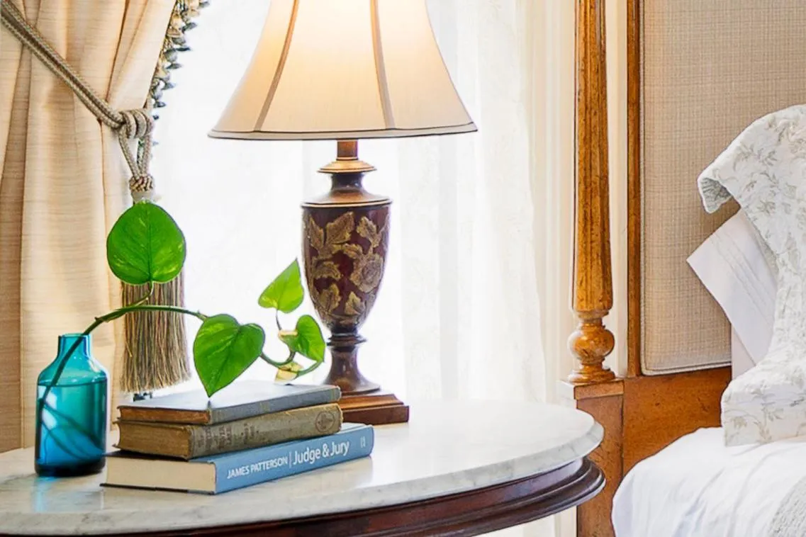 Decorative detail, Bed in Angel Of The Berwicks