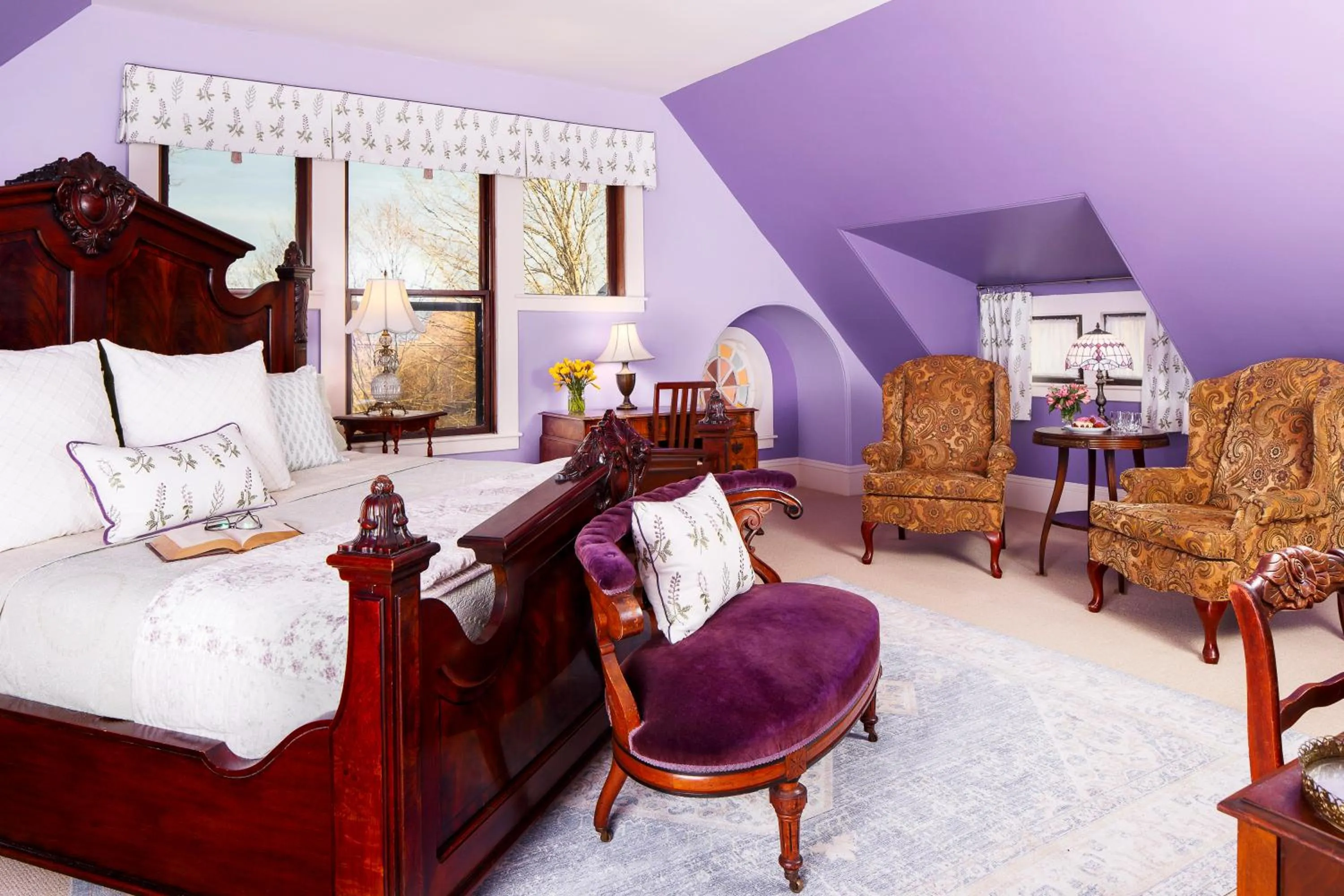 Bedroom, Bed in Angel Of The Berwicks