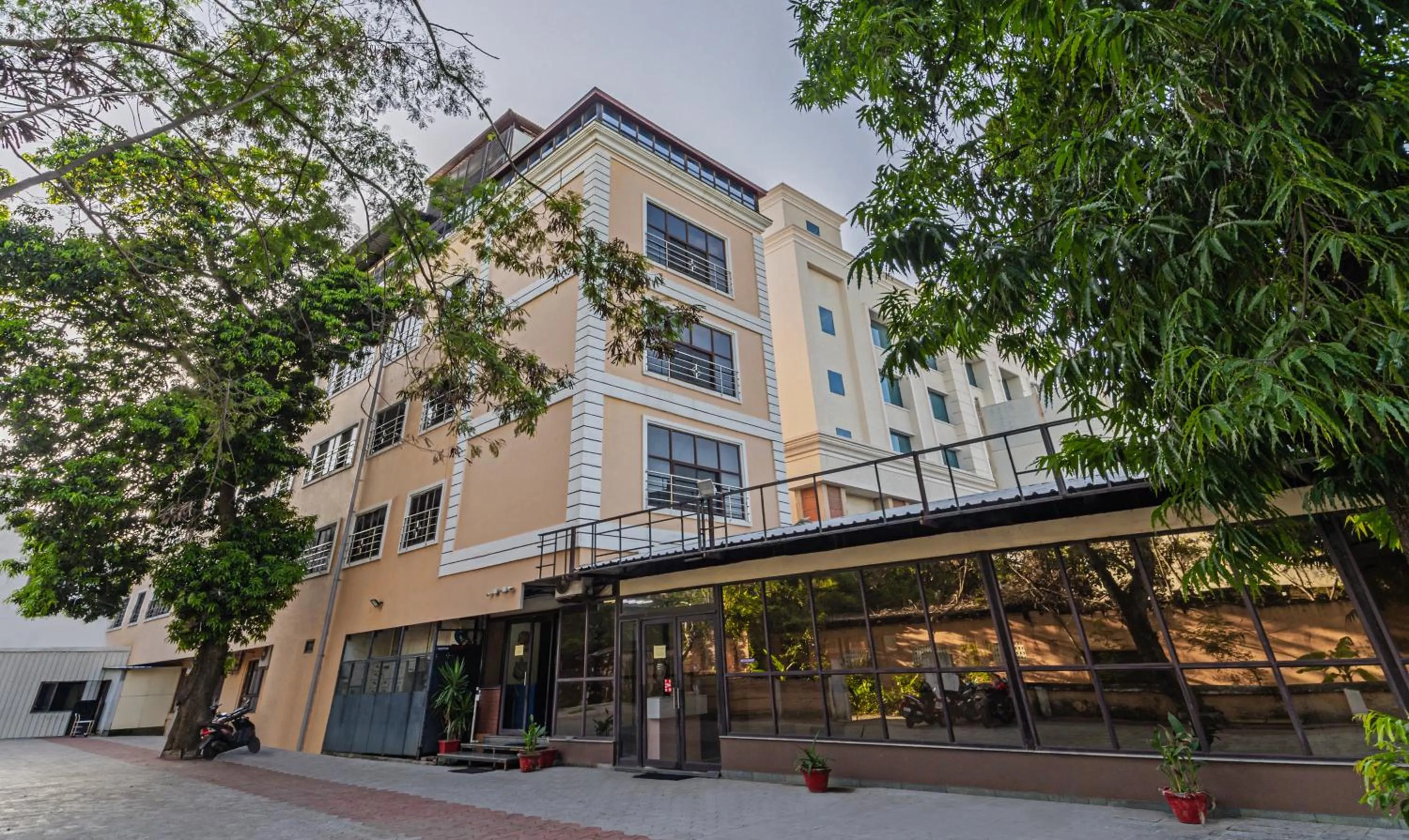 Property building in Treebo Eden Park Hotel, 3 Km From Puducherry Airport