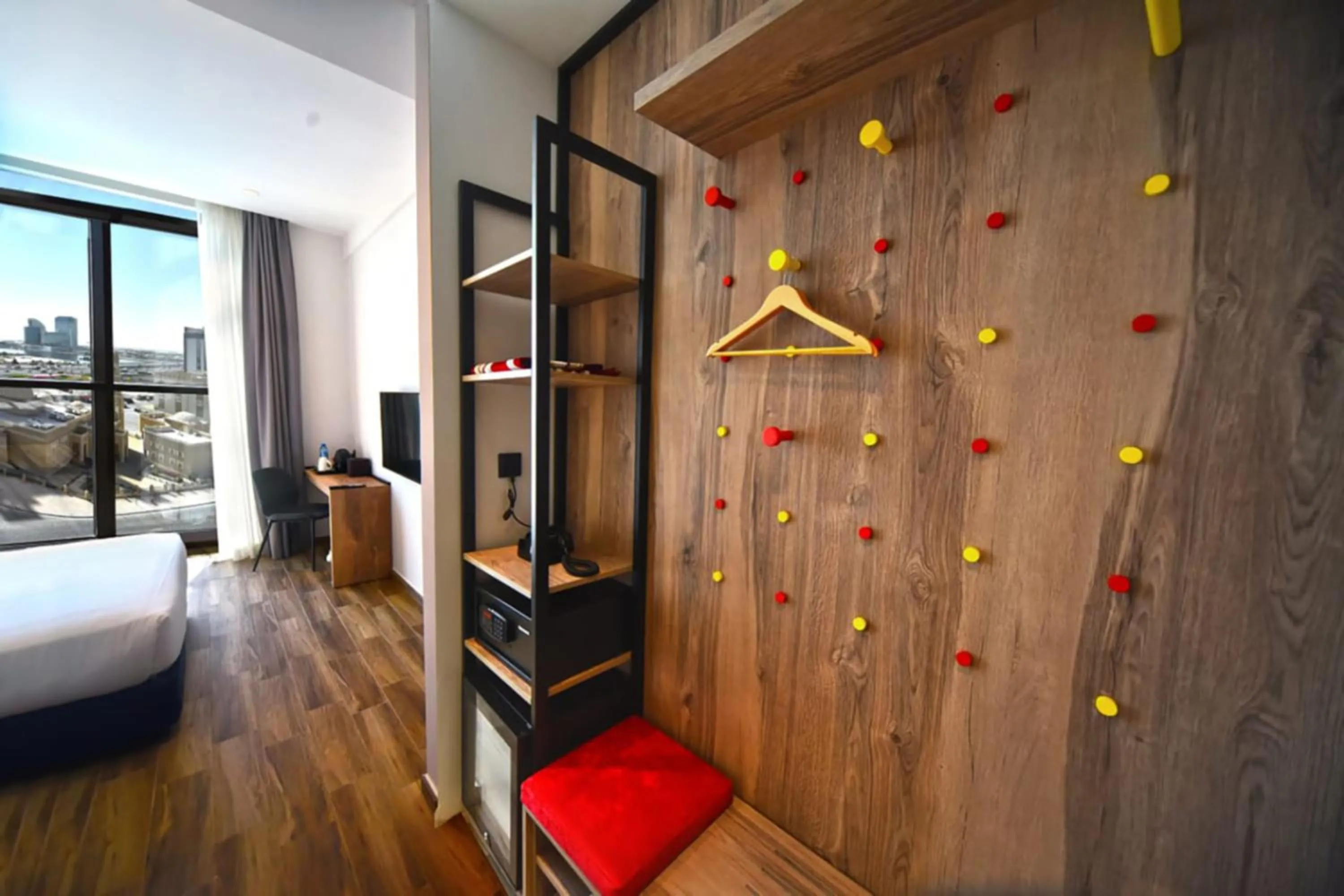 Bed in Kingsgate Canal Hotel by Millennium