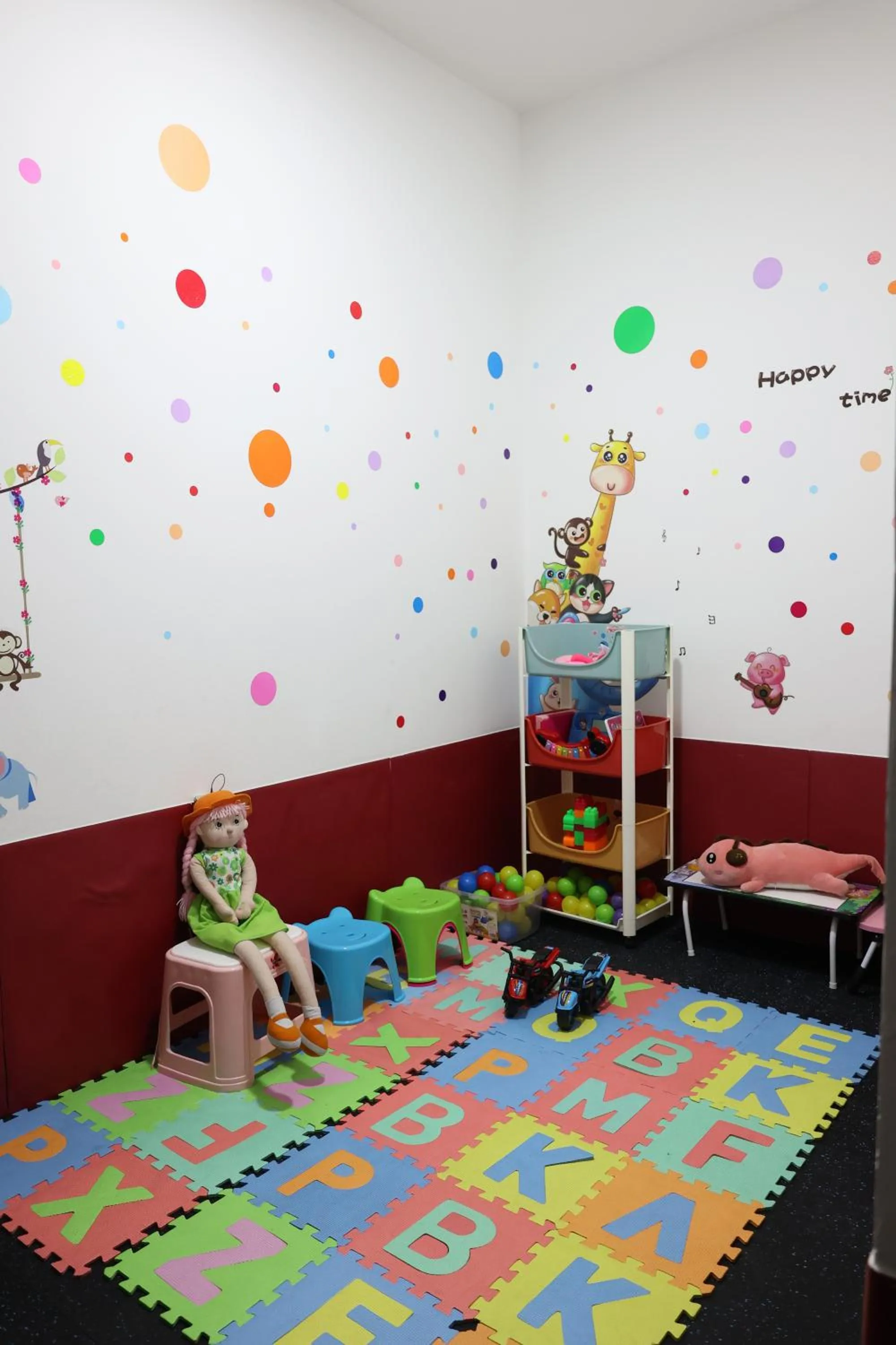 Children play ground in Grand Kingsgate Jaddaf Waterfront Hotel by Millennium