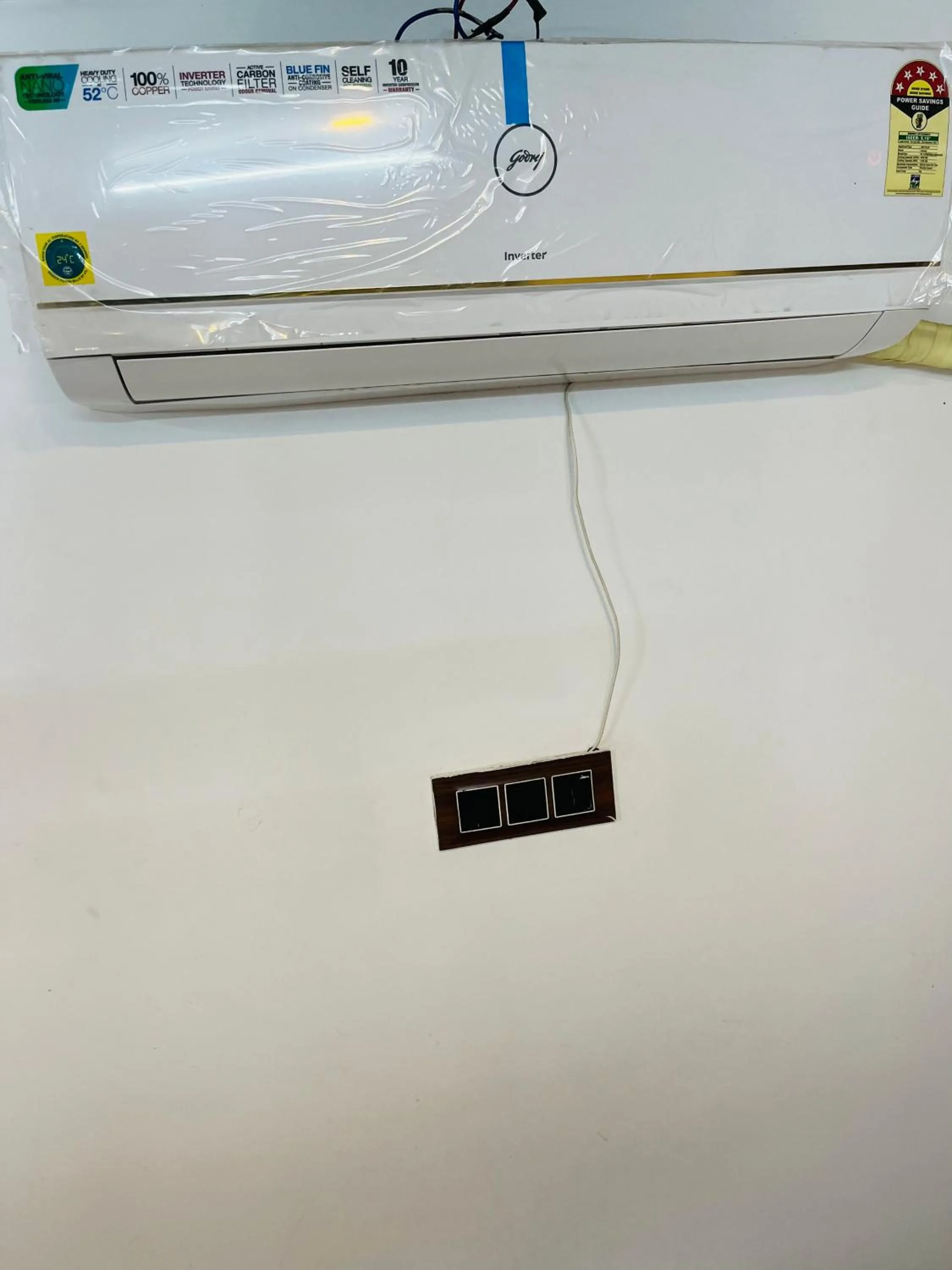 air conditioner in Ganga Guest House