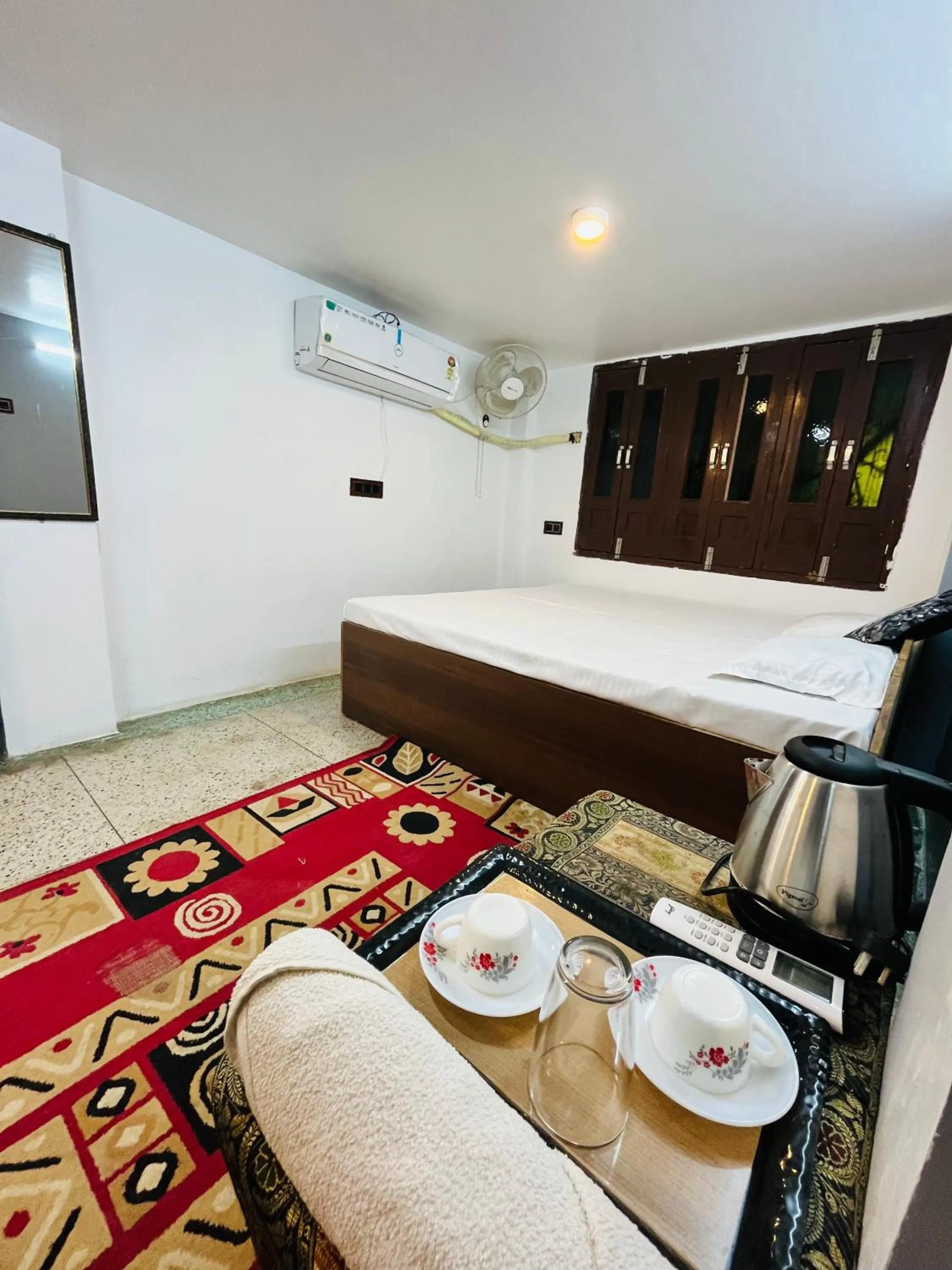Bed in Ganga Guest House