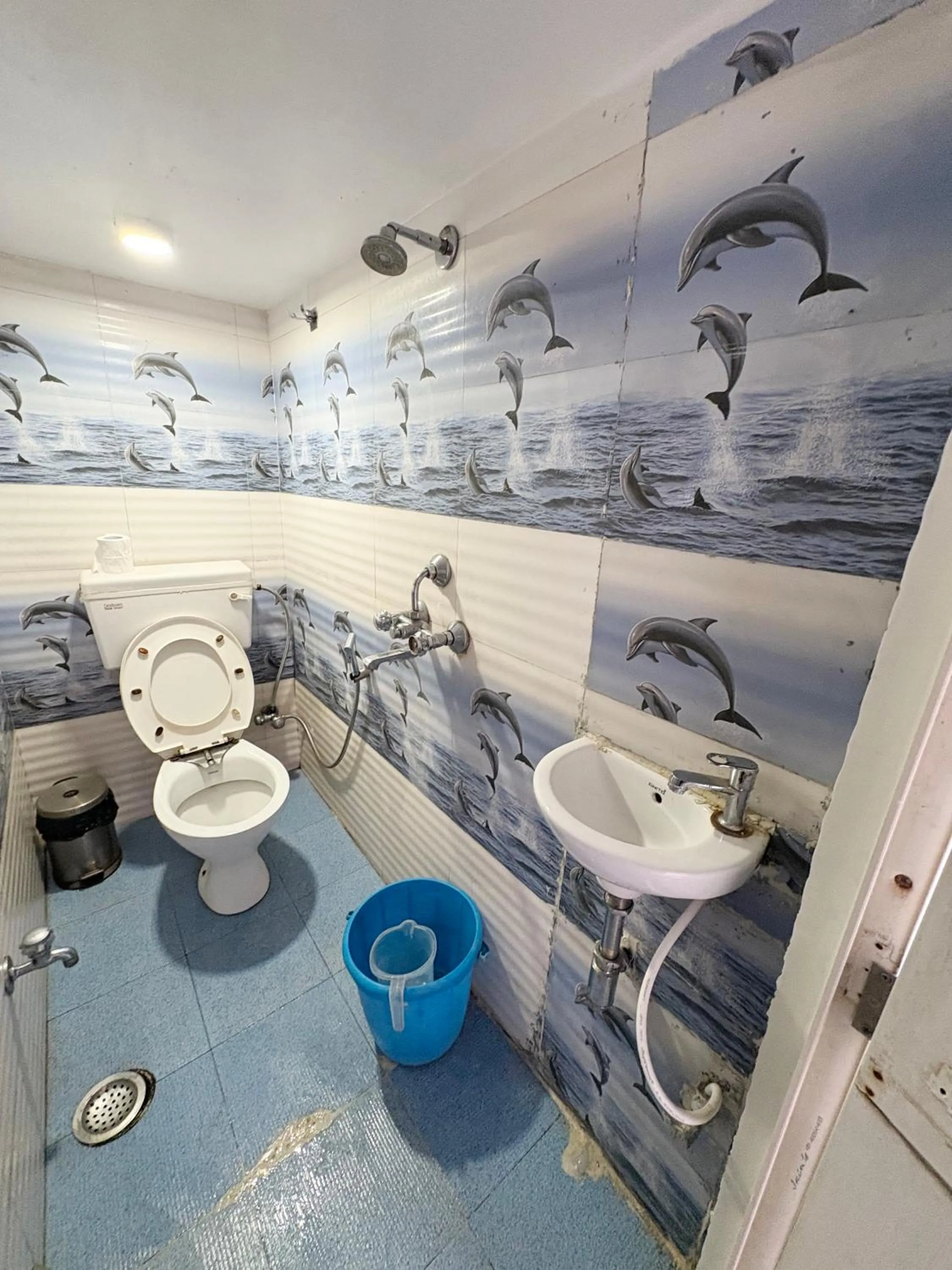 Bathroom in Ganga Guest House