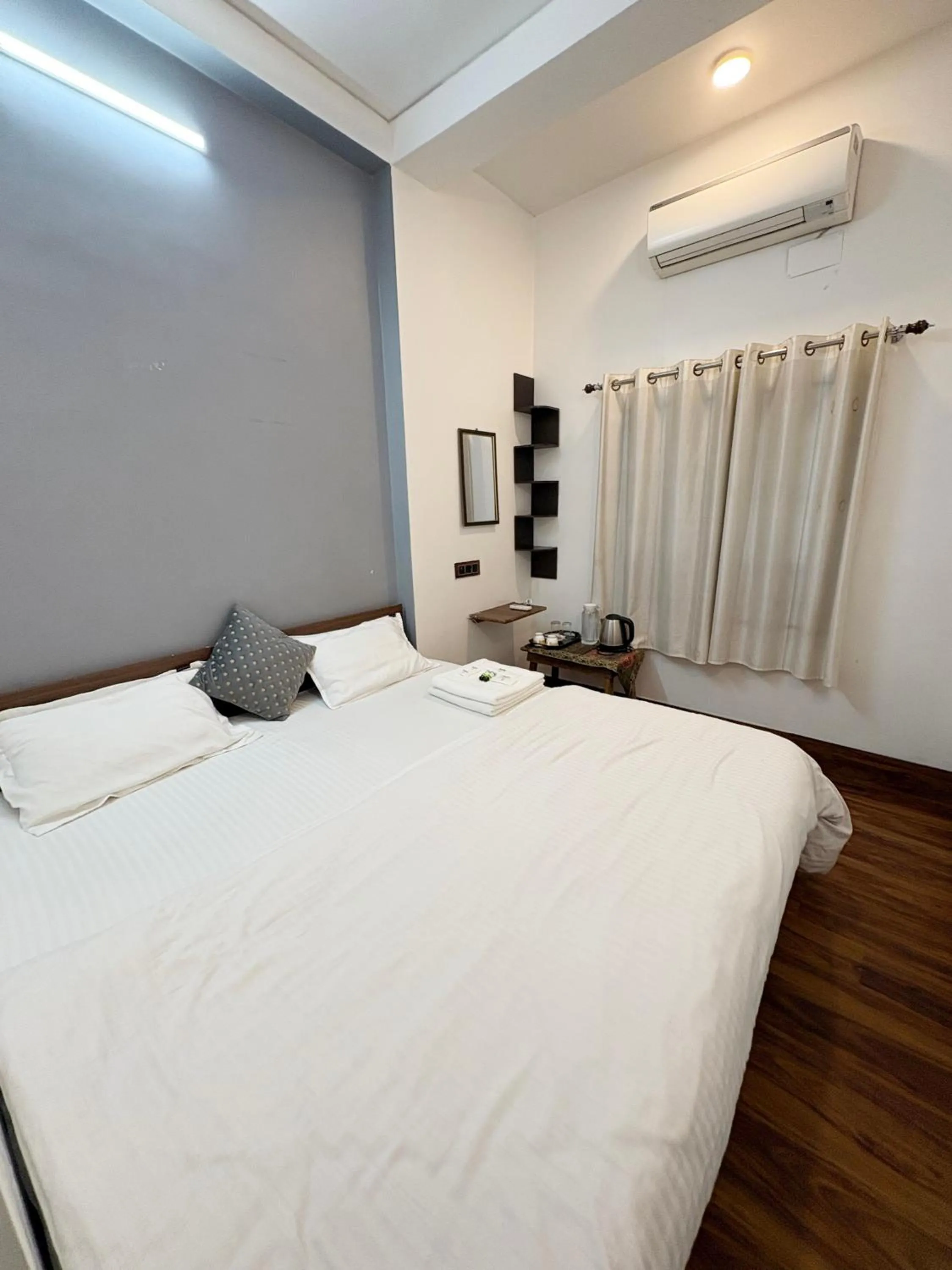 Bed in Ganga Guest House