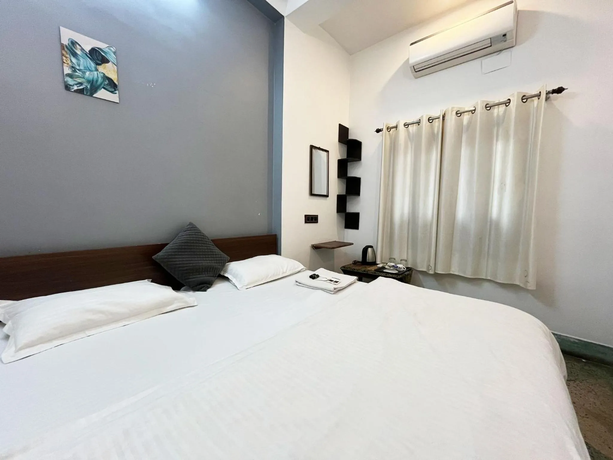 Bed in Ganga Guest House