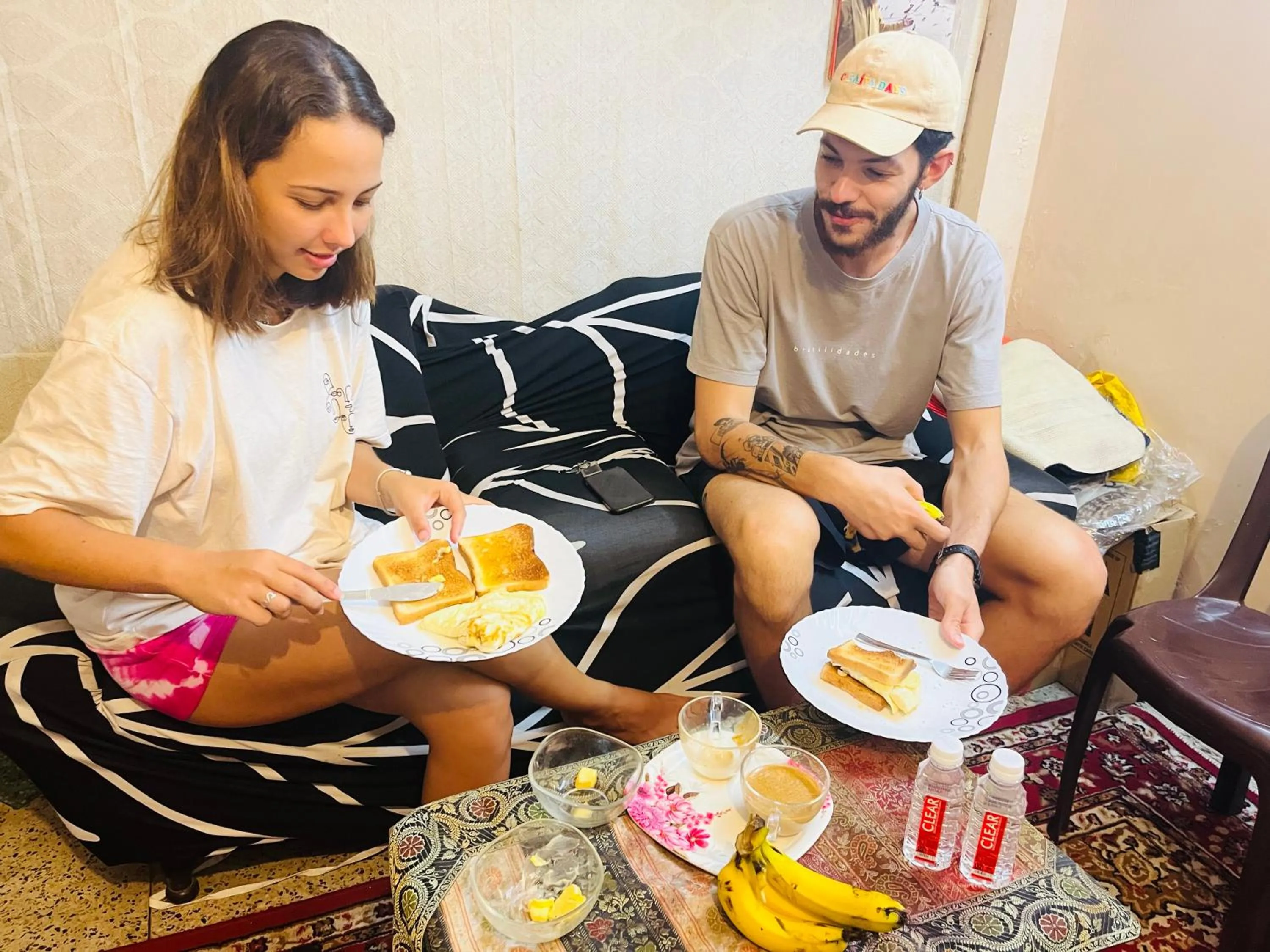 Restaurant/places to eat in Ganga Guest House