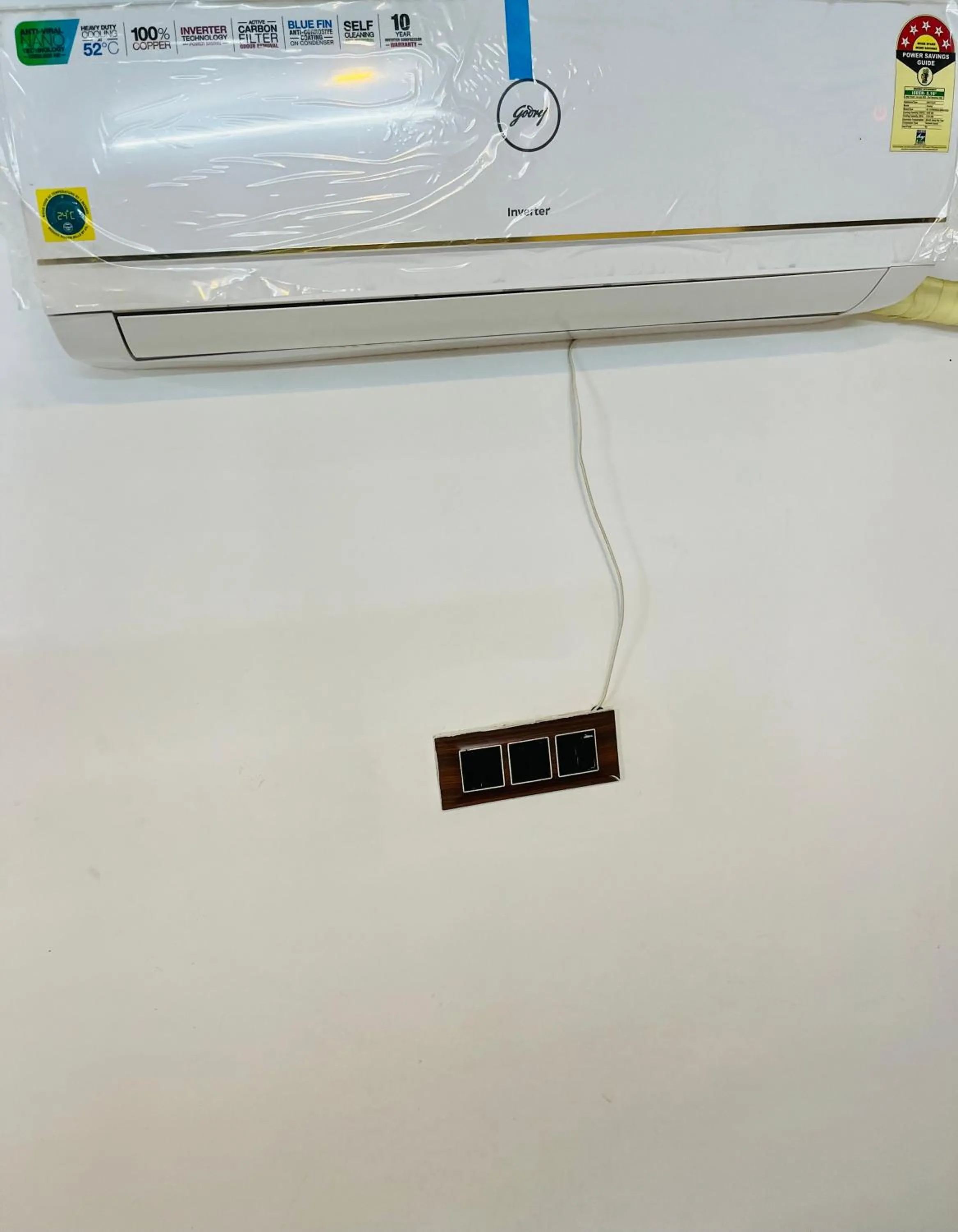 air conditioner in Ganga Guest House