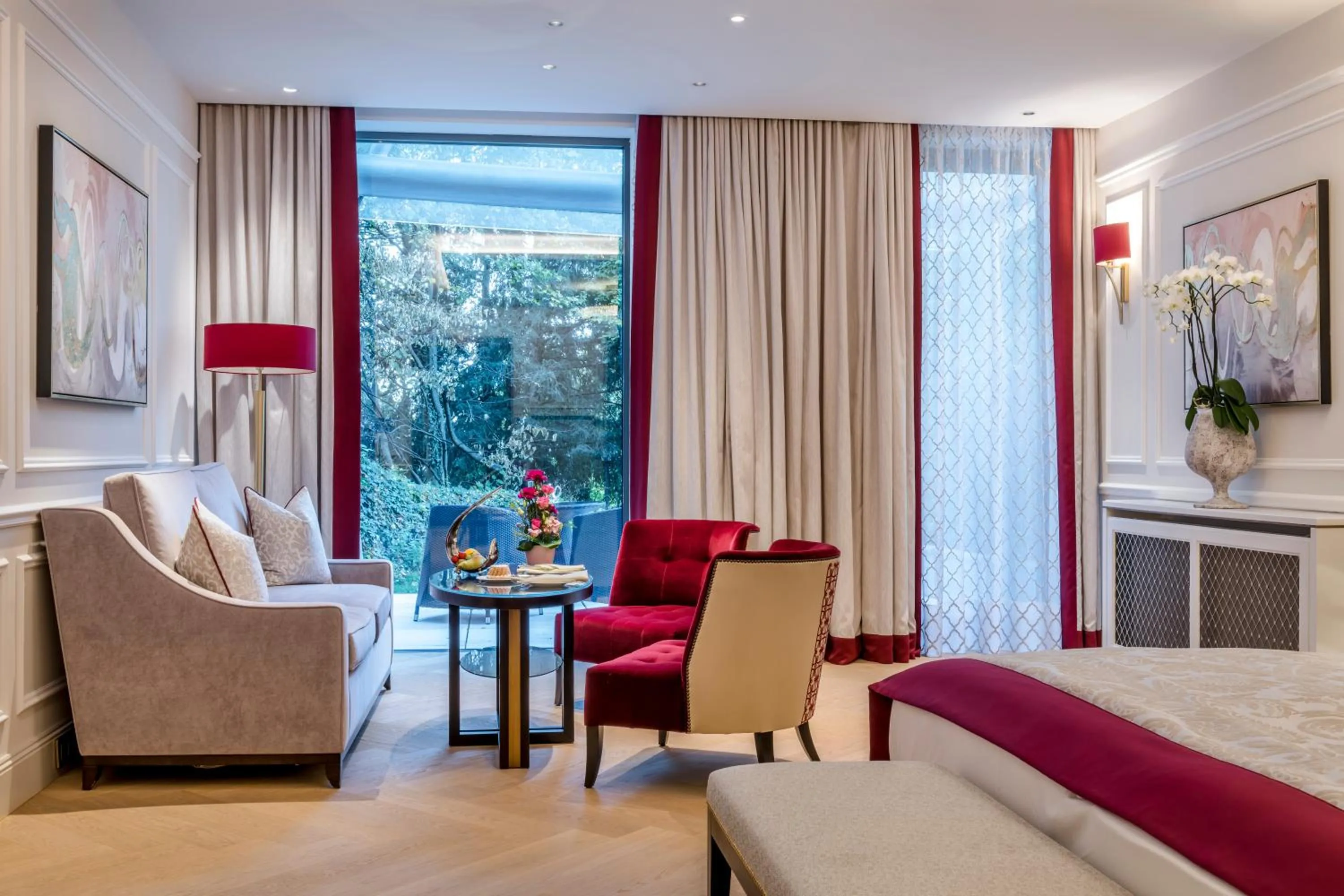 Photo of the whole room in Hotel Schloss Mönchstein