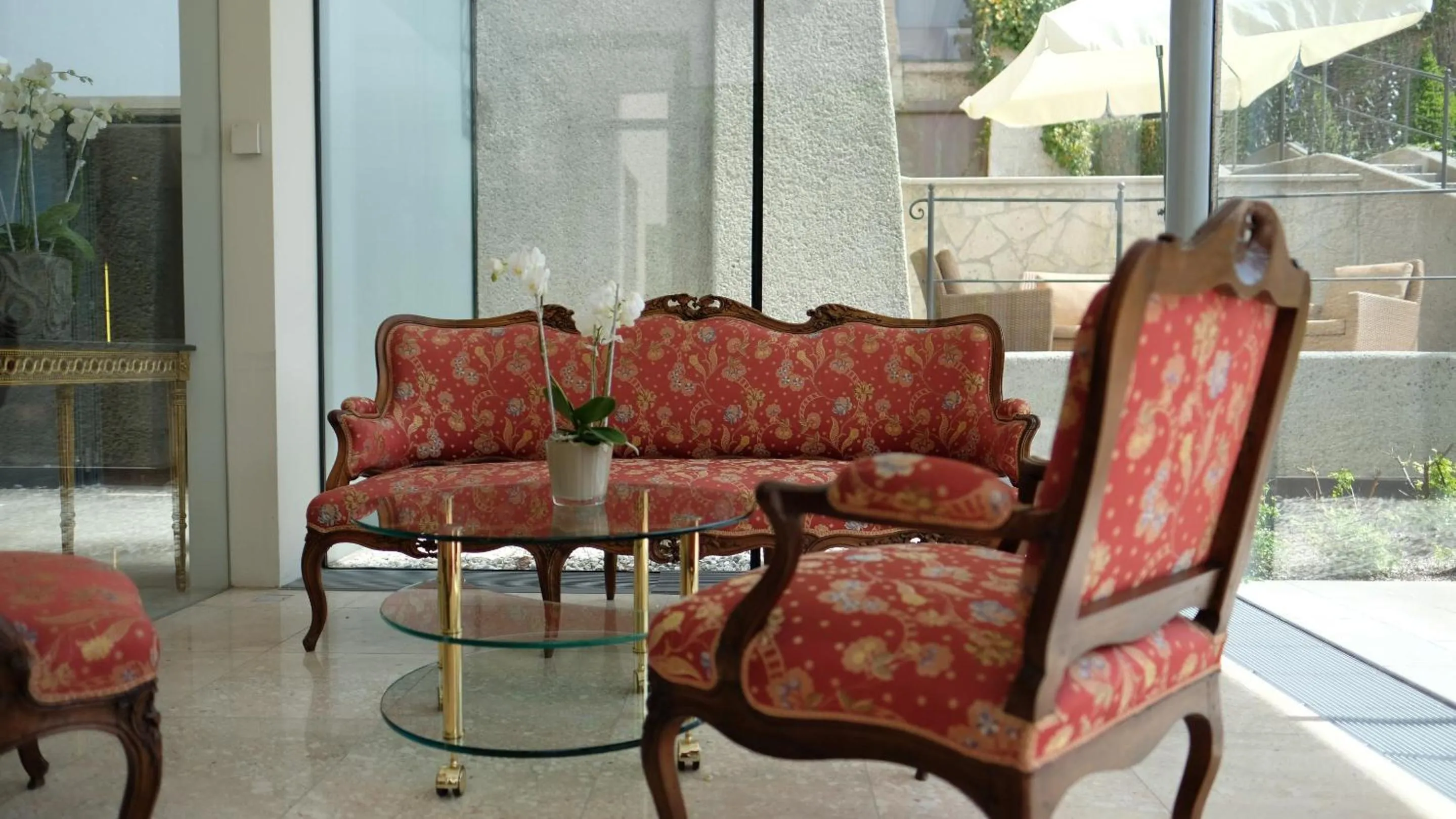 Lobby or reception in Hotel Schloss Mönchstein