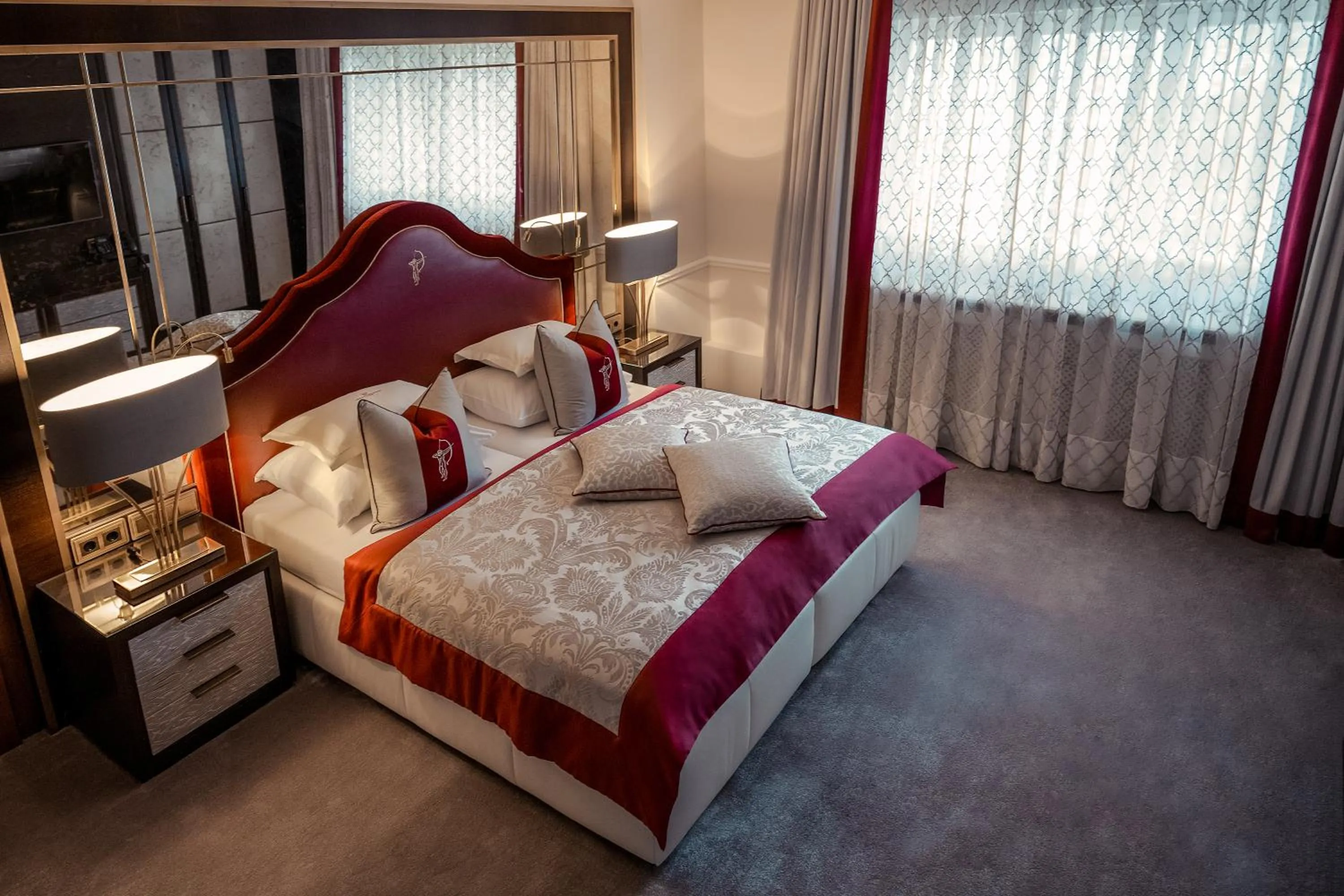 Bed in Hotel Schloss Mönchstein