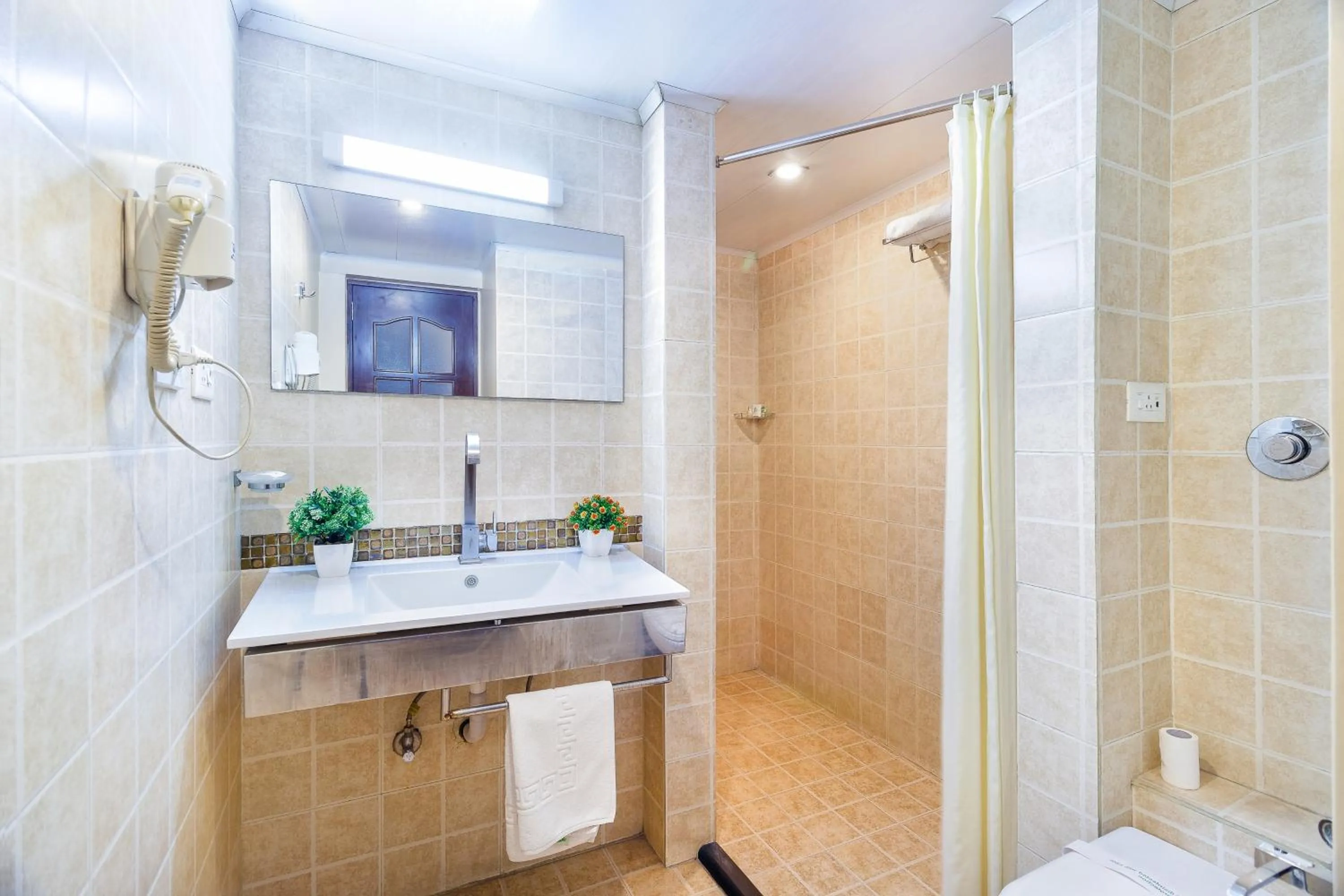 Bathroom in Octave Jamayca Hotel