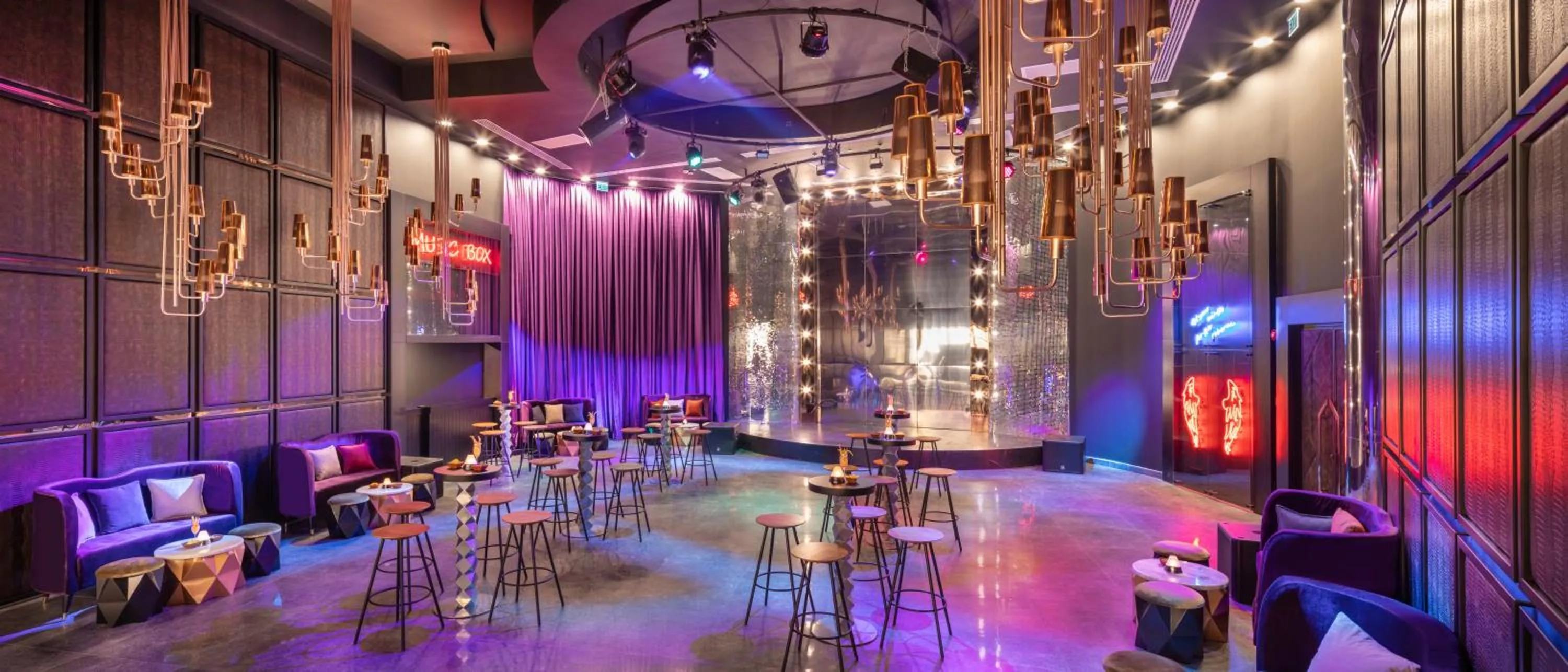 Evening entertainment in Mylome Luxury Hotel & Resort - Ultra All Inclusive