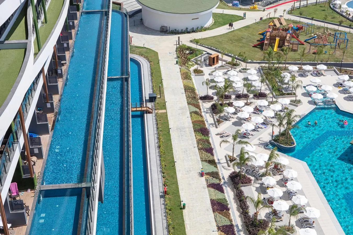 Swimming pool in Mylome Luxury Hotel & Resort - Ultra All Inclusive