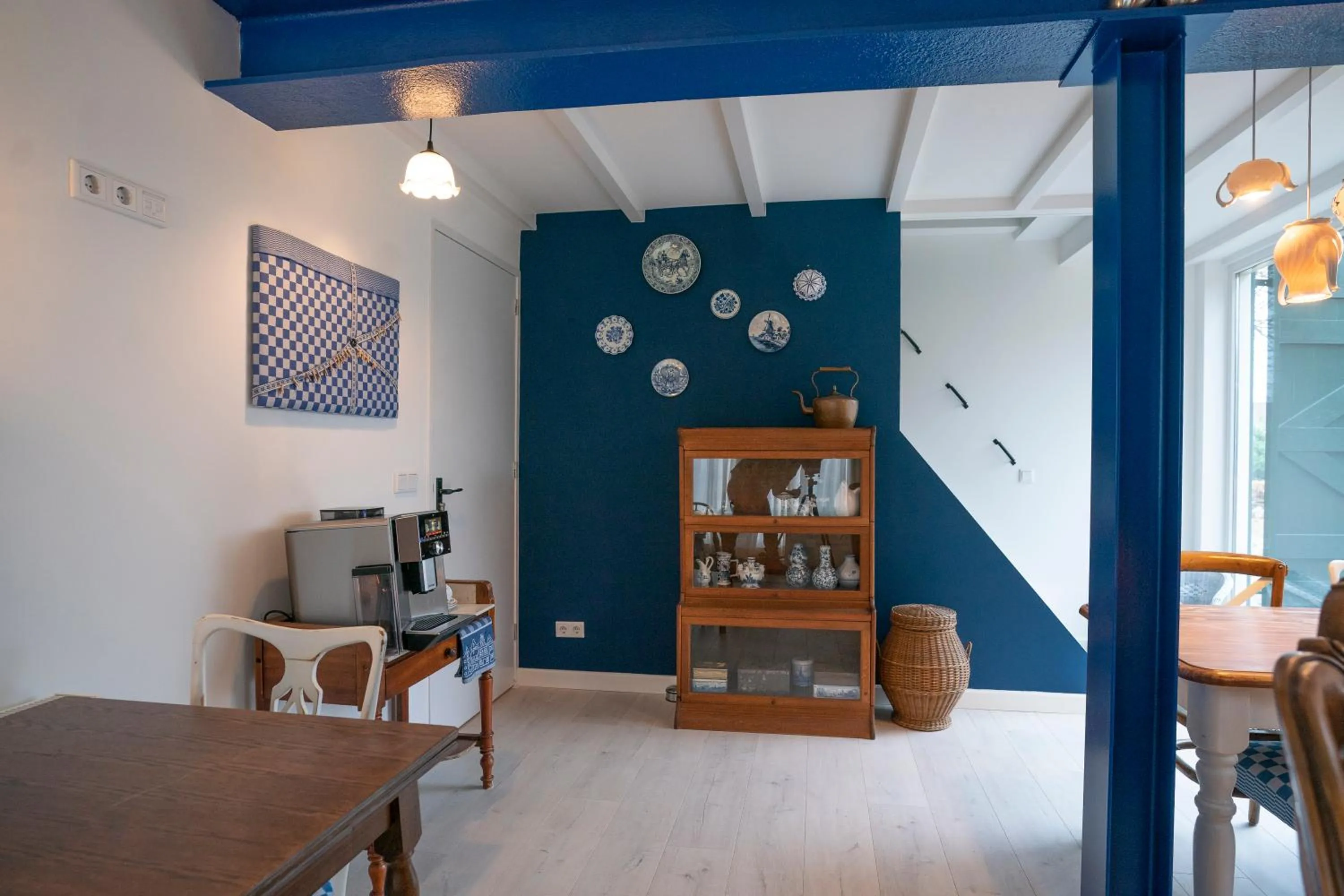 Communal lounge/ TV room in BnB Mir Lo in Mierlo Adults only