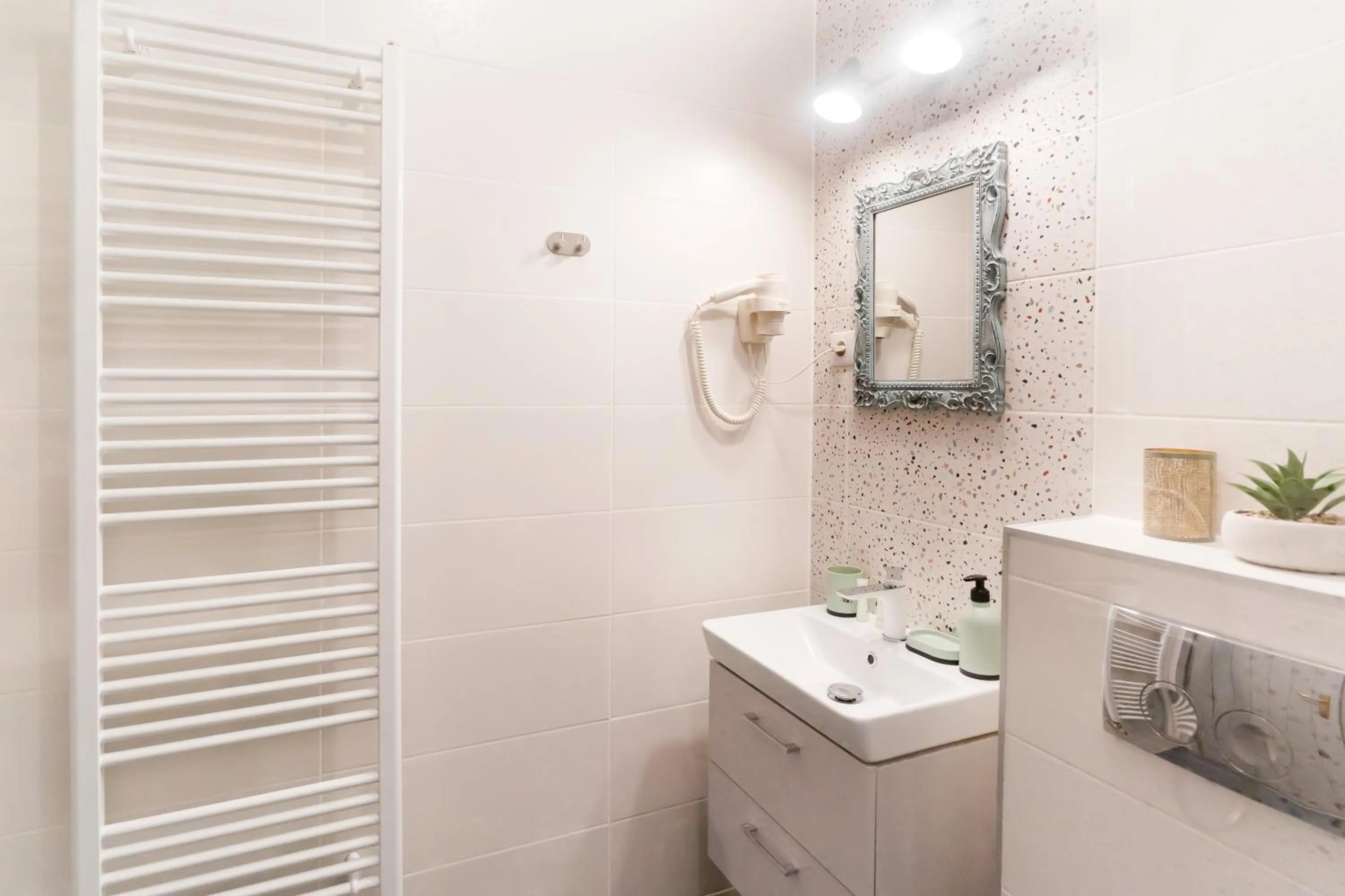 Galeria Grafit Apartments