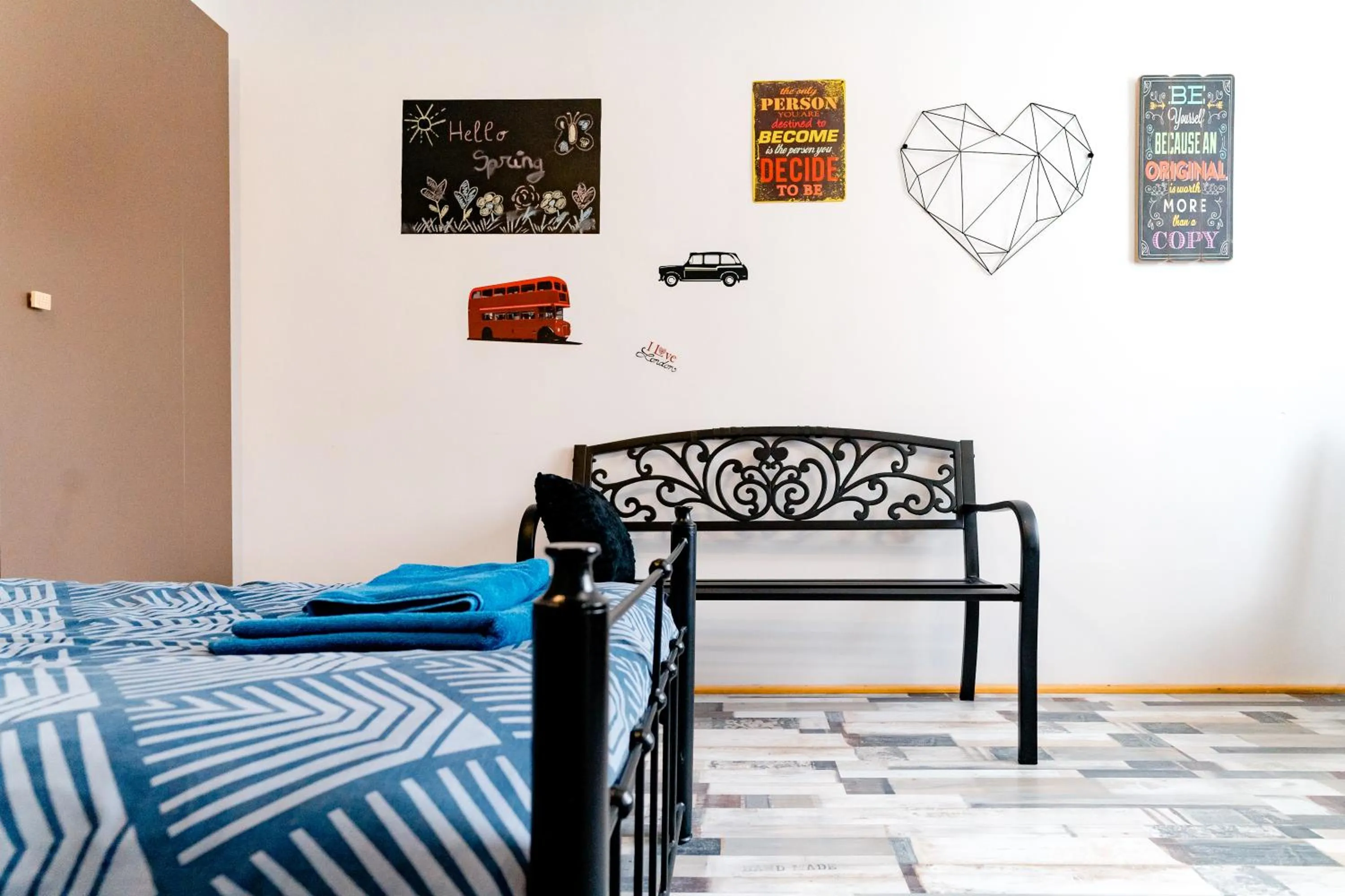 Seating area, Bed in Galeria Grafit Apartments