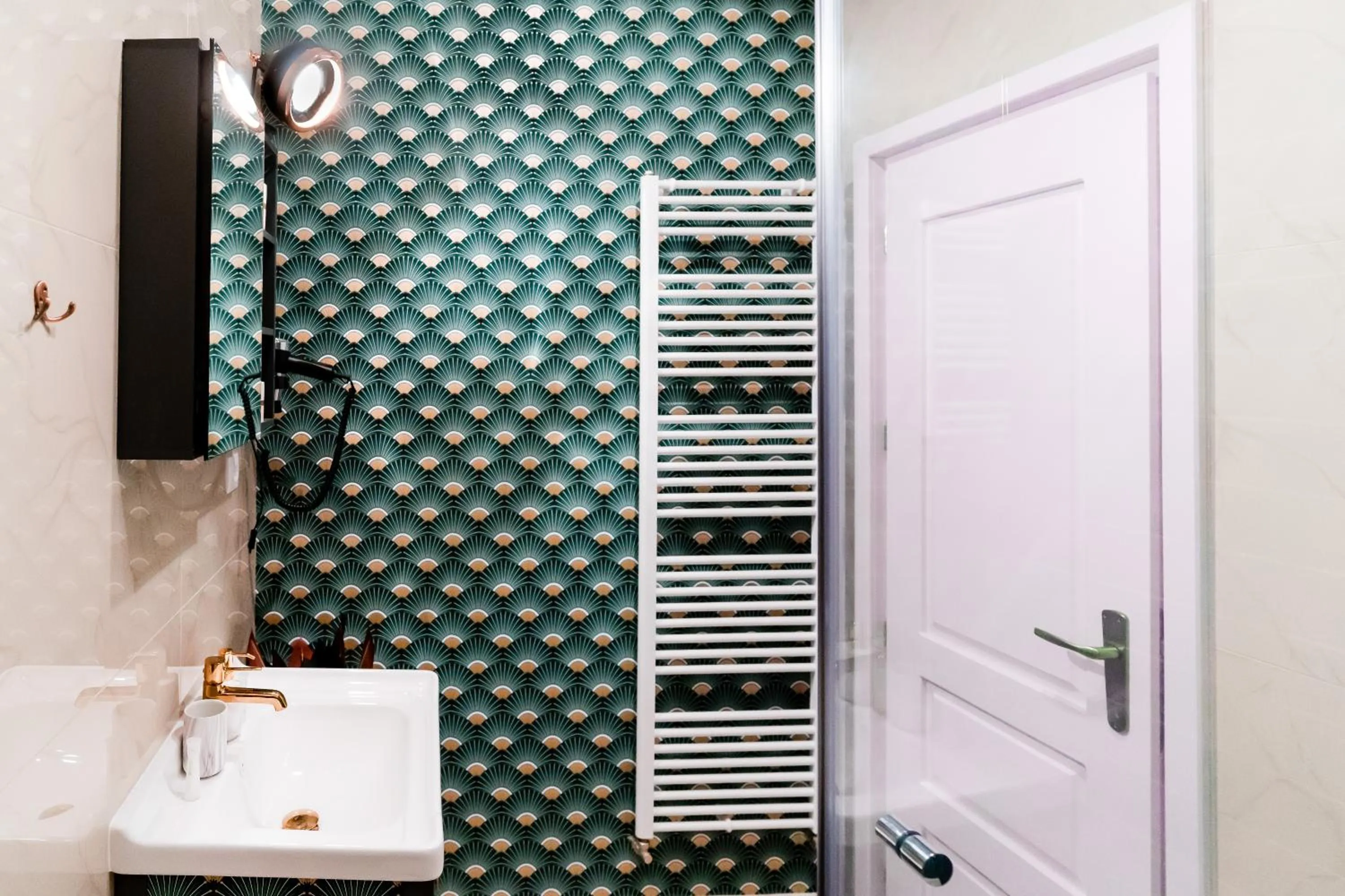 Galeria Grafit Apartments