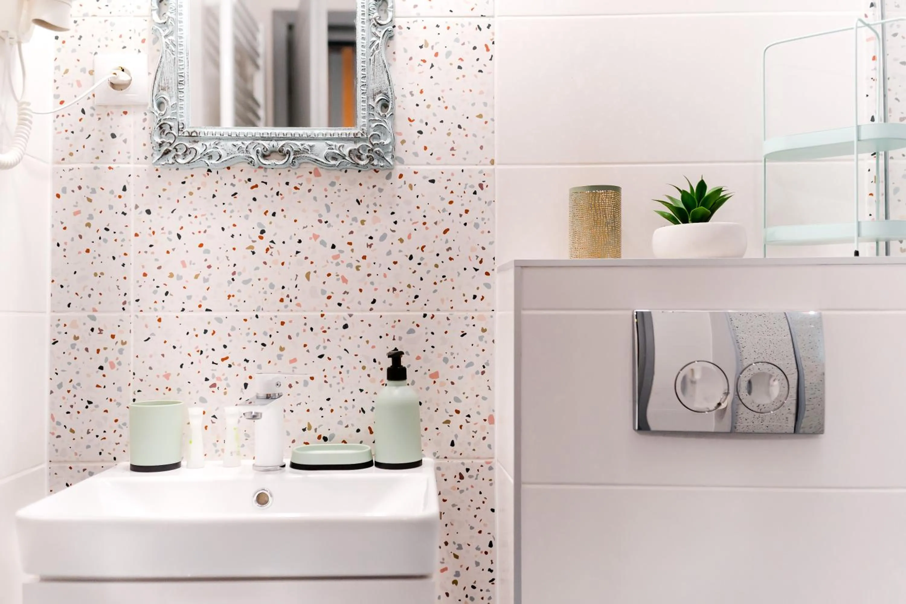 Galeria Grafit Apartments