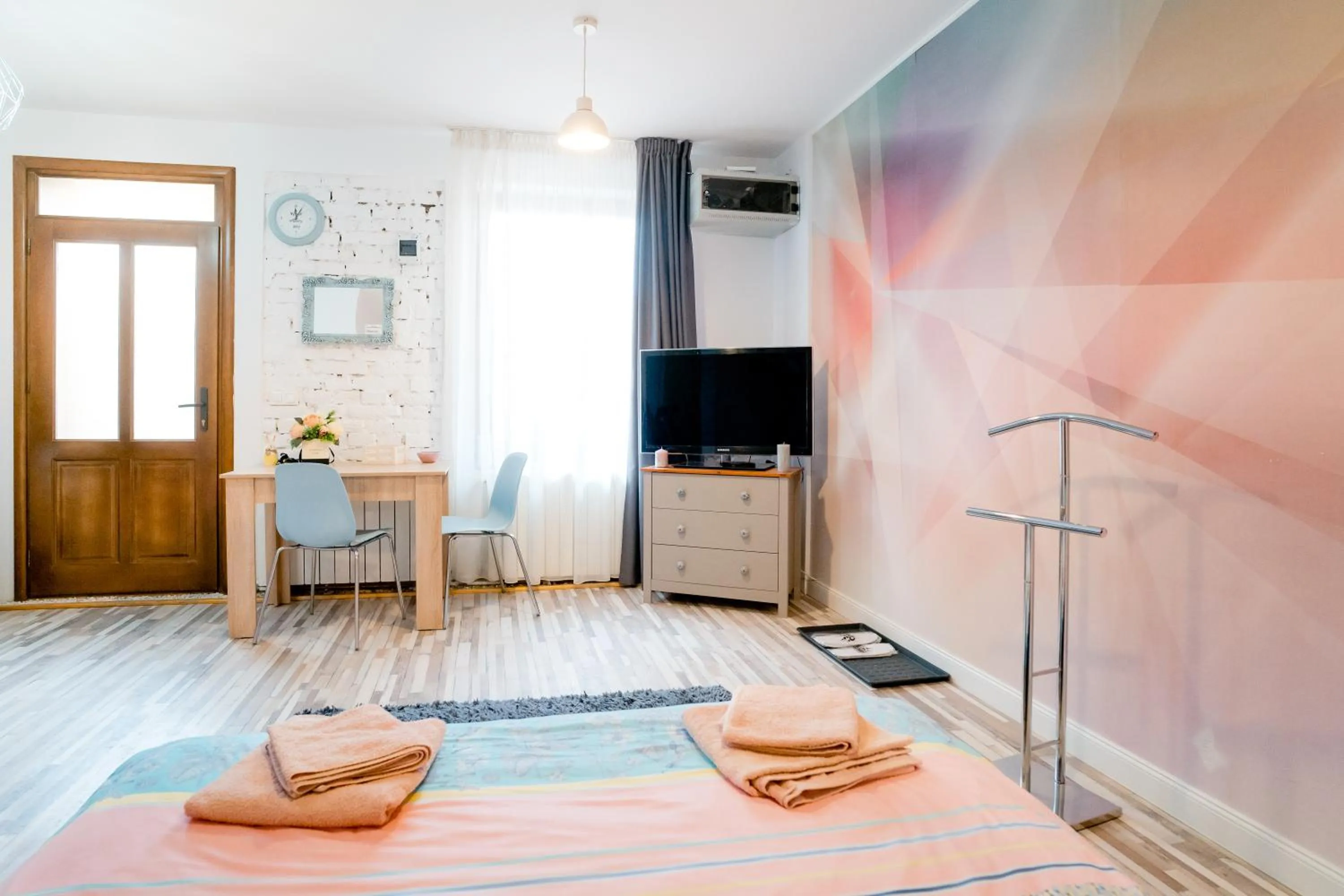TV and multimedia, Bed in Galeria Grafit Apartments