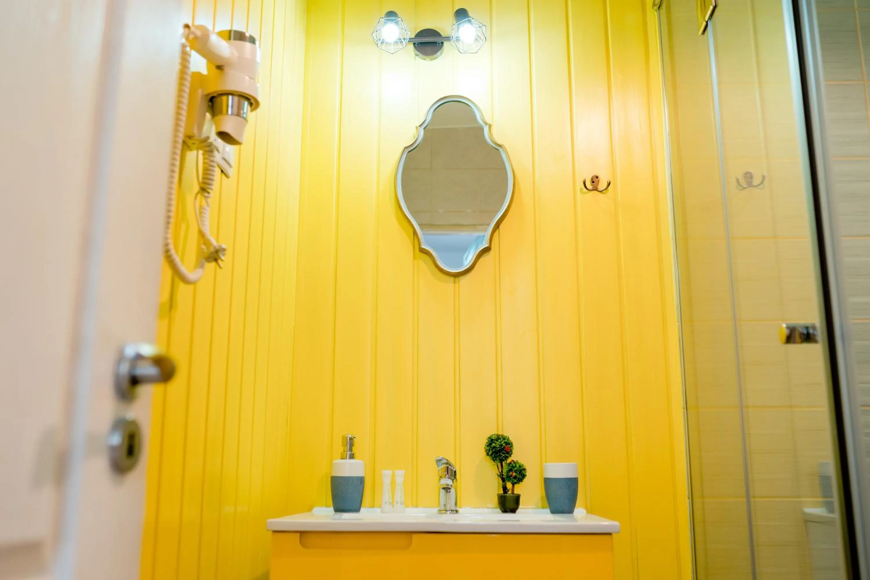 Bathroom in Galeria Grafit Apartments