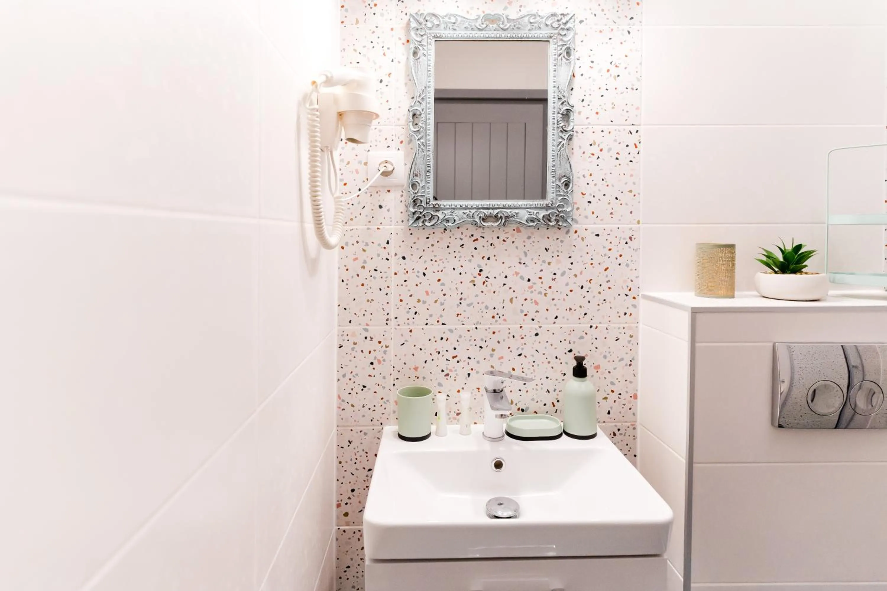 Galeria Grafit Apartments