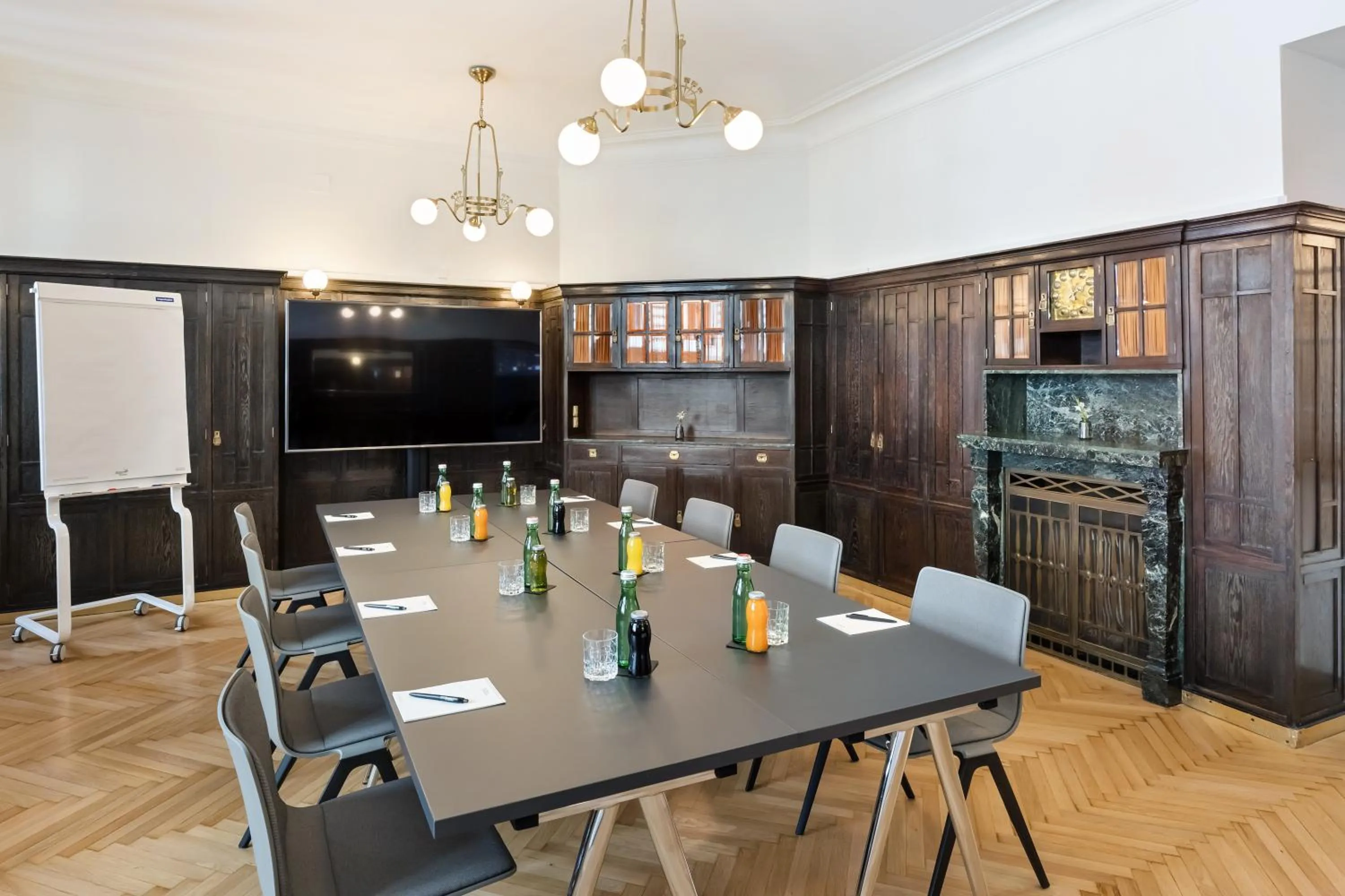 Meeting/conference room in Hotel Astoria Vienna, Curio Collection by Hilton