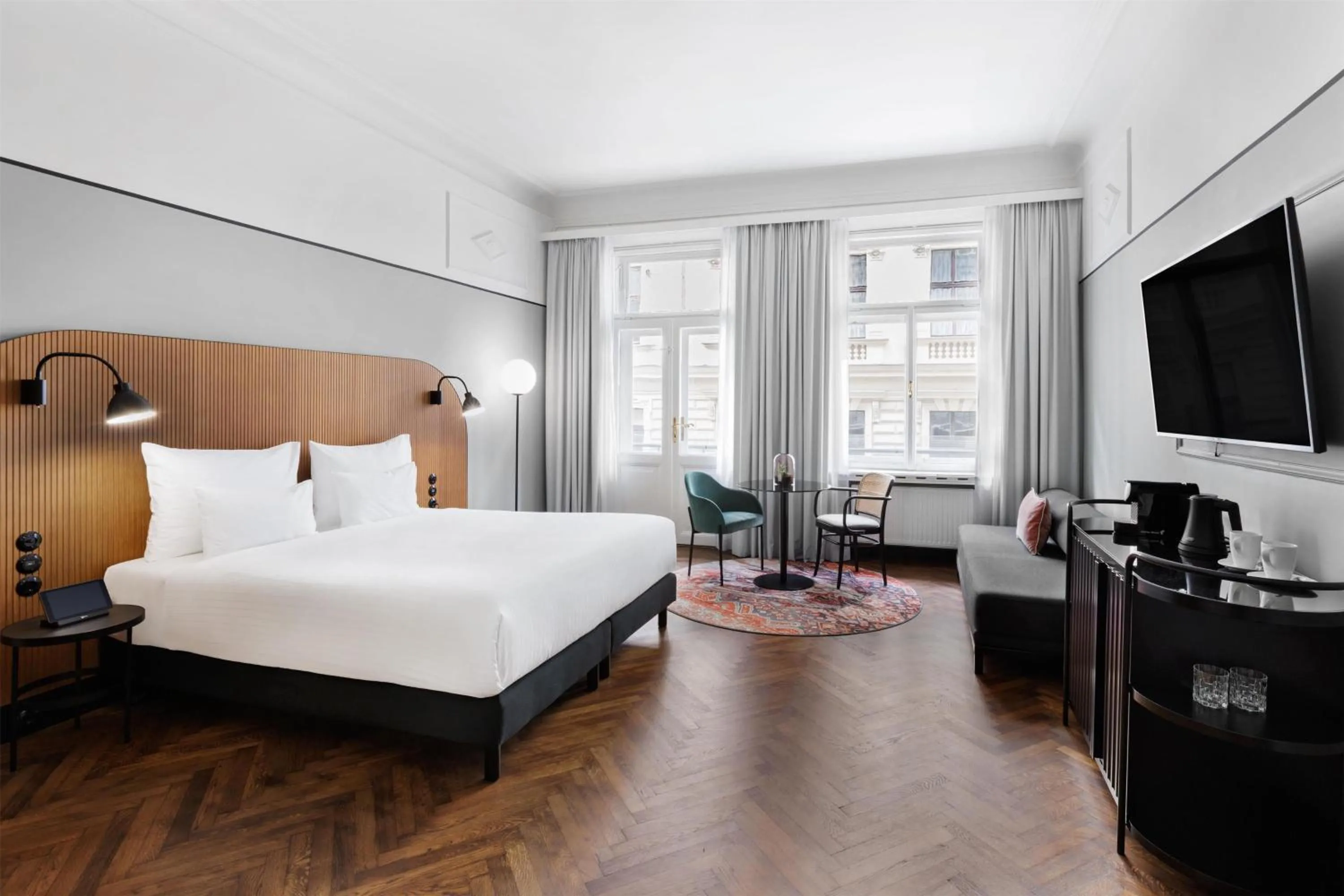 Bed in Hotel Astoria Vienna, Curio Collection by Hilton