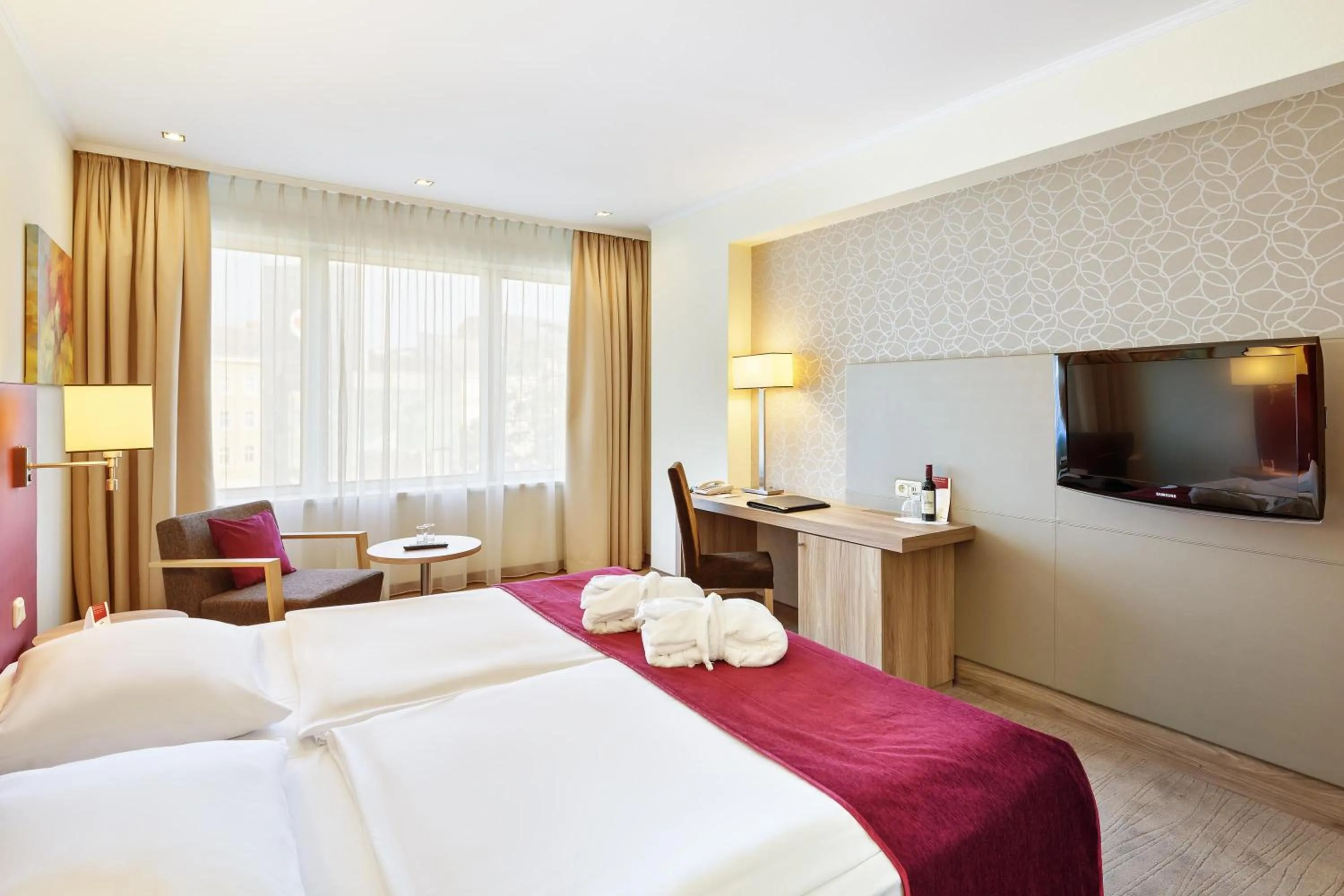 Photo of the whole room, Bed in Hotel Schillerpark Linz, a member of Radisson Individuals